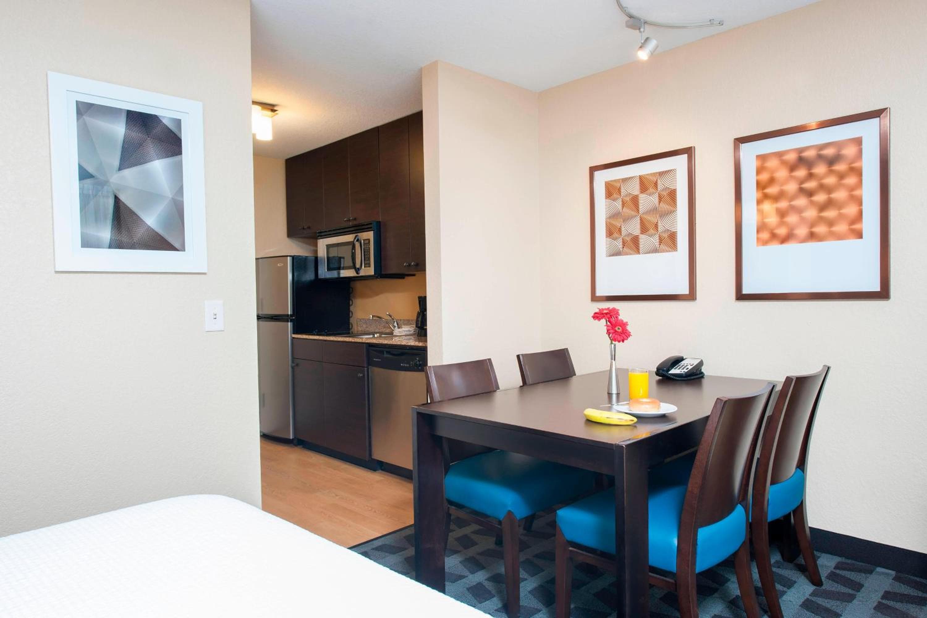 TownePlace Suites Des Moines Urbandale, Johnston, photo 6