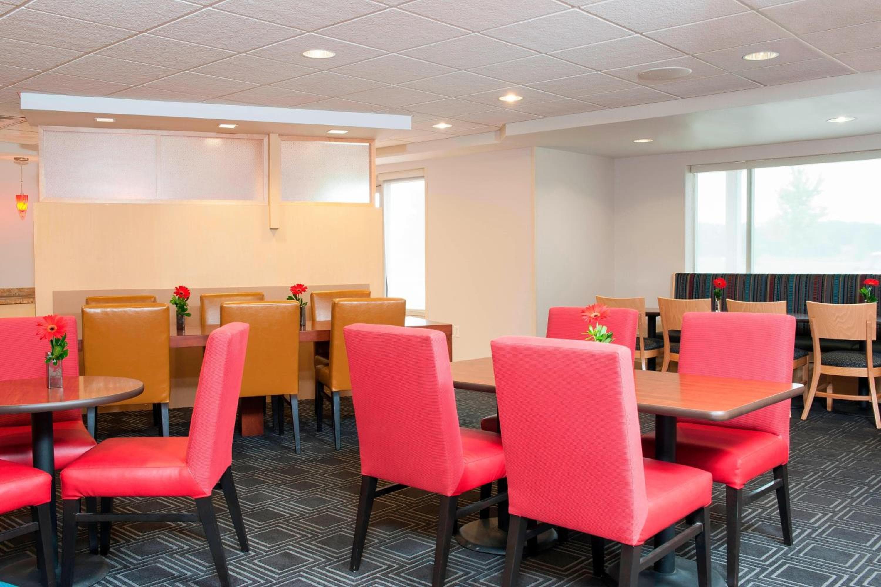 TownePlace Suites Des Moines Urbandale, Johnston, photo 3