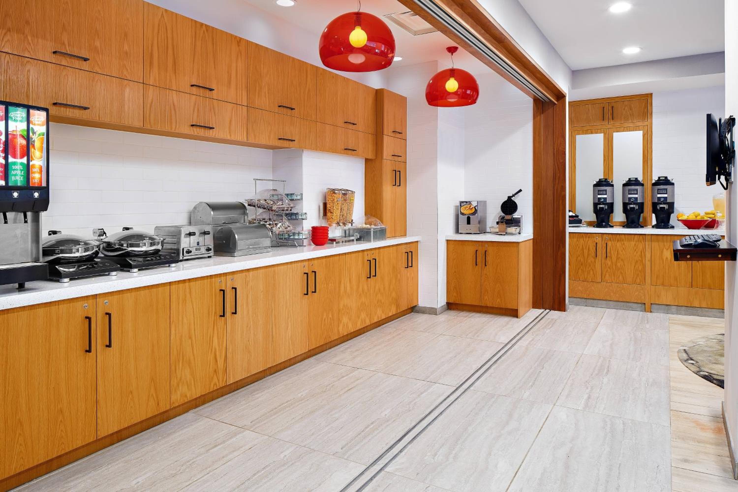 TownePlace Suites by Marriott New York Manhattan/Times Square, New York, photo 3