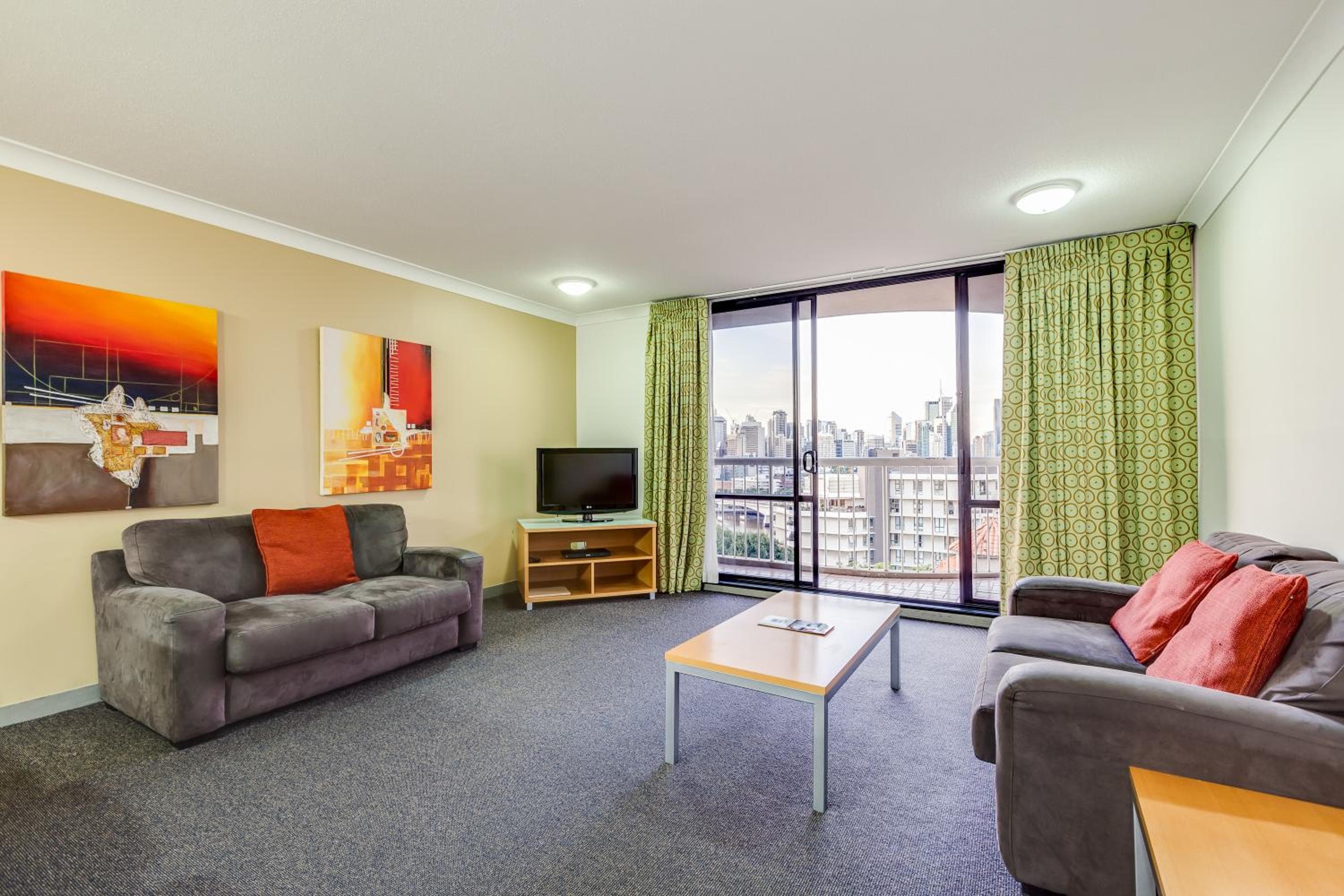 Hillcrest Apartment Hotel (formerly Central Hillcrest Apartments), Brisbane, photo 3