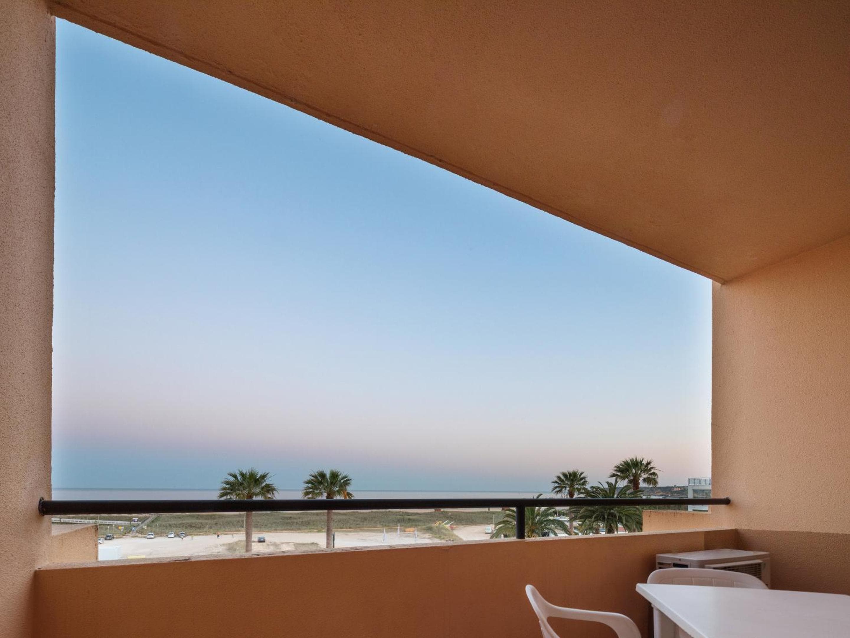 Balance & terrace at Meia Praia Lagos - Beach Club Apartments