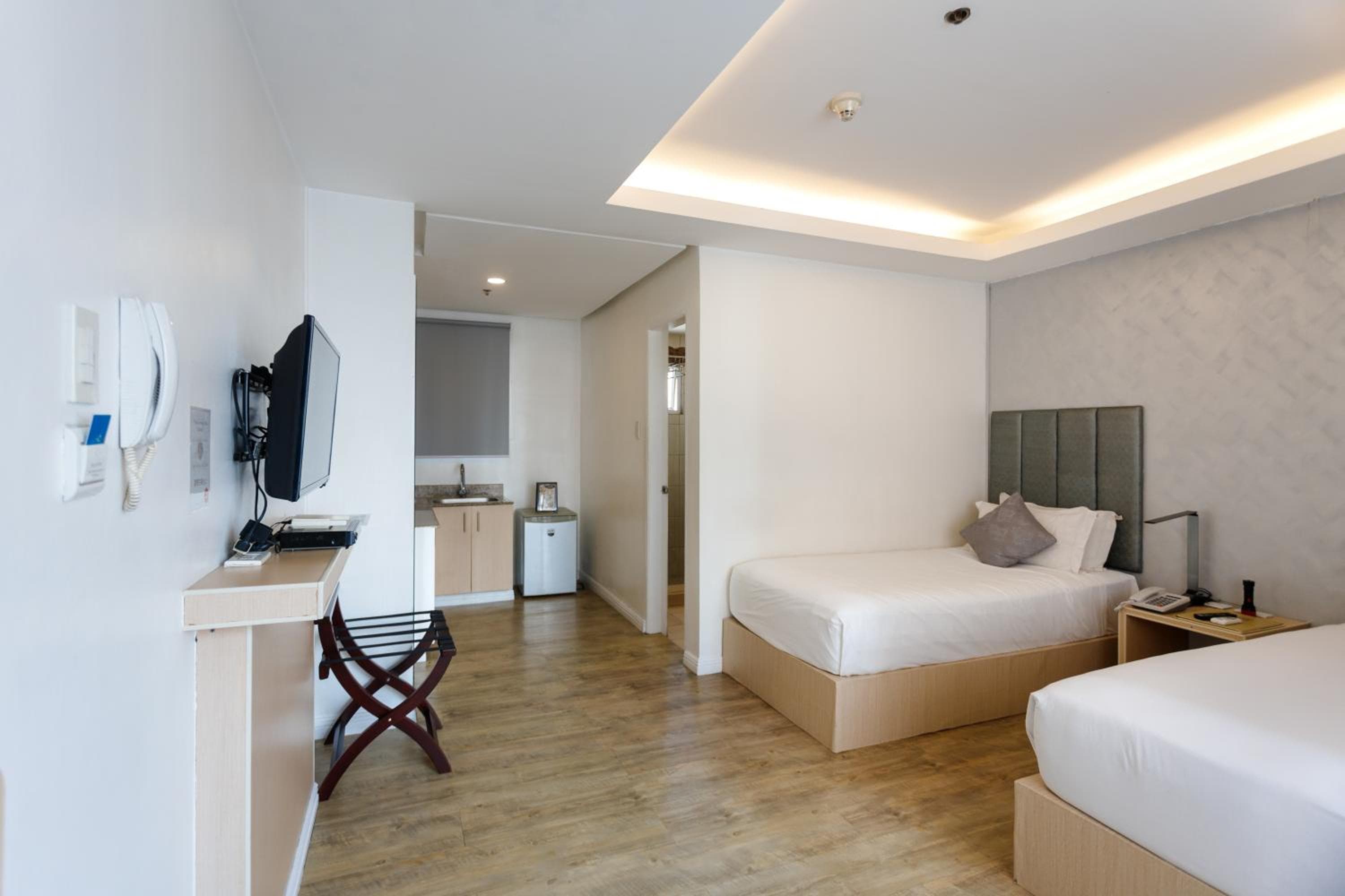 Regency Grand Suites, Manila, photo 6
