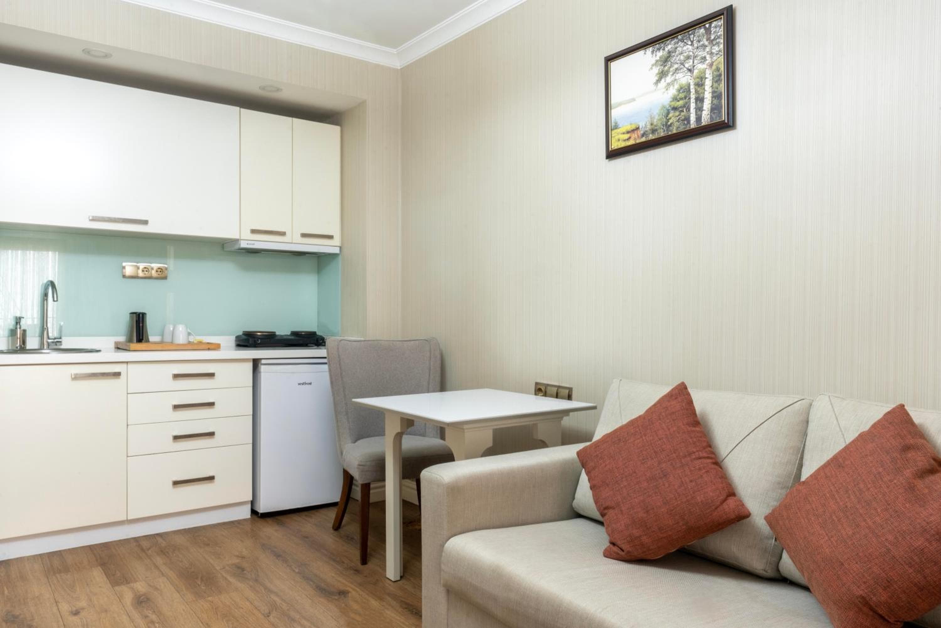 6 Apartment Galata, Istanbul