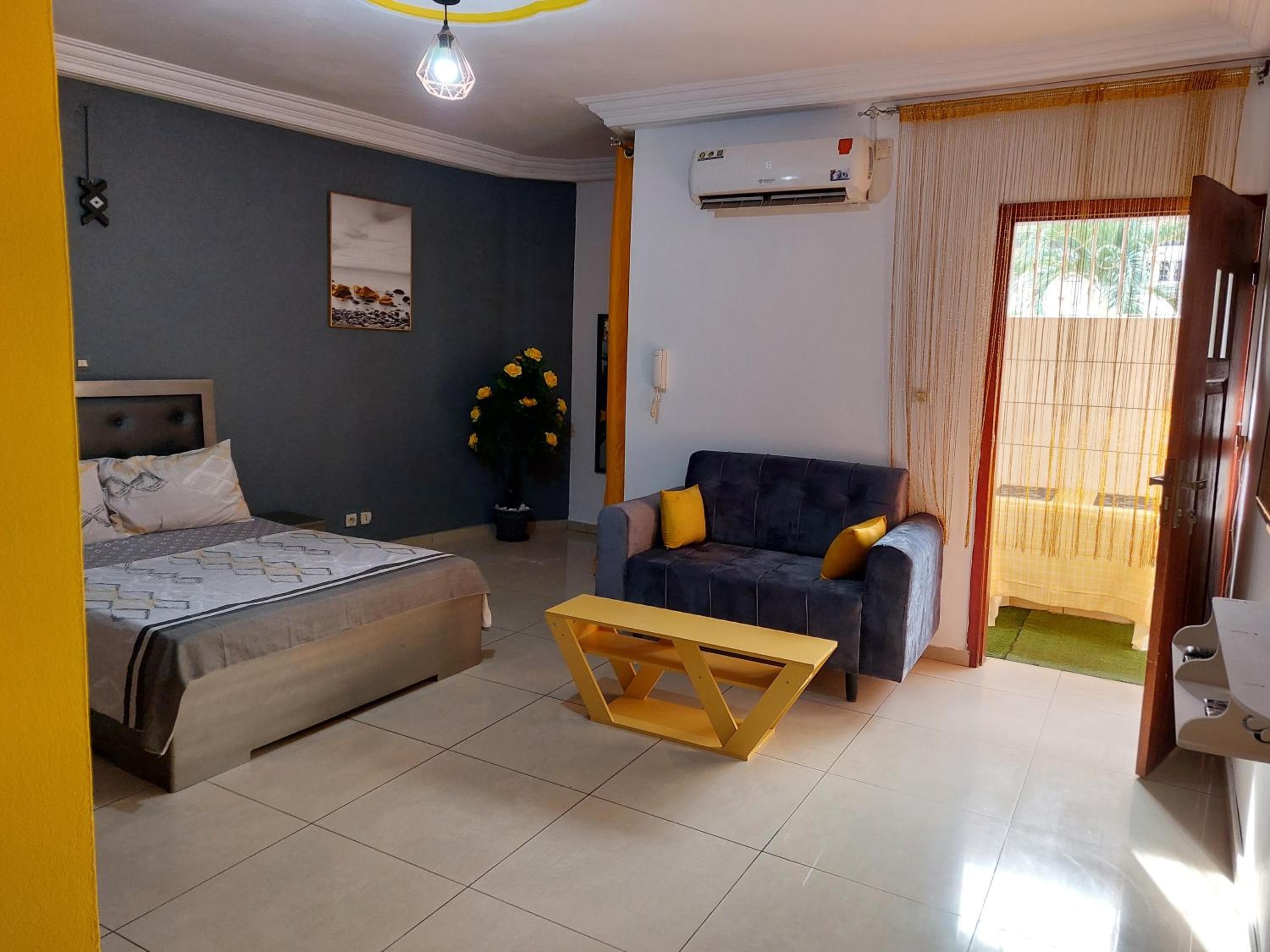 REV Residence, Abidjan
