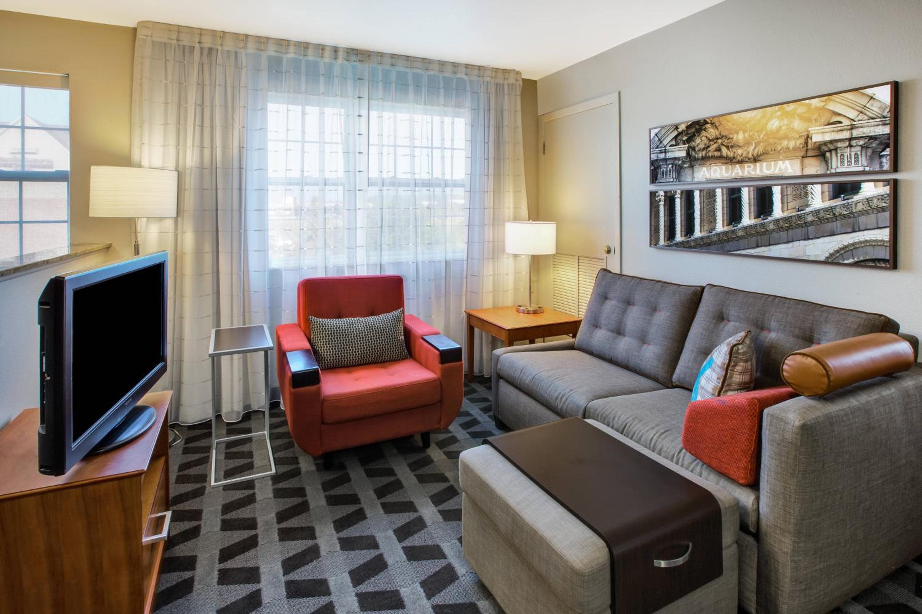 TownePlace Suites by Marriott Detroit Livonia, Livonia, photo 2