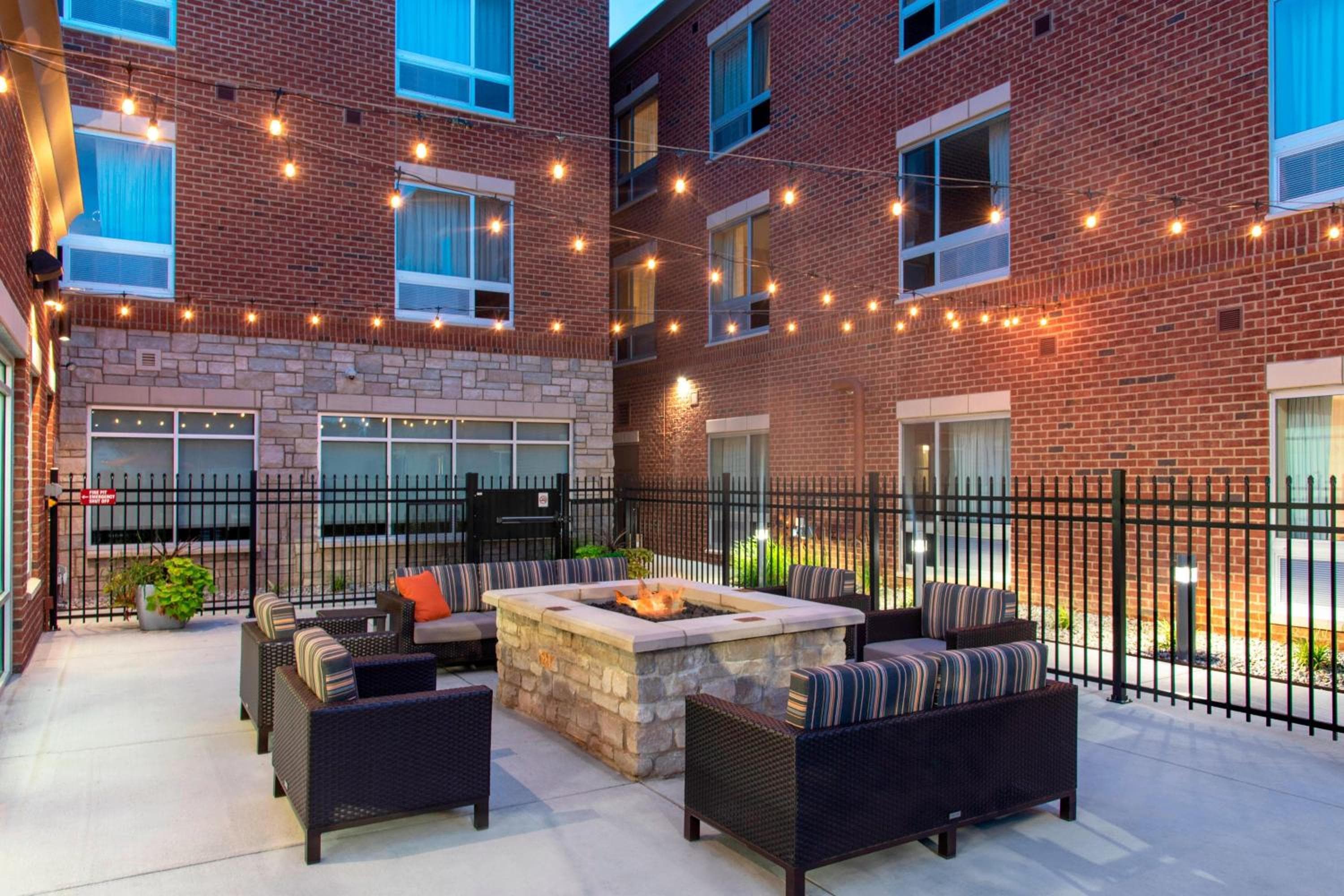 TownePlace Suites by Marriott Louisville North, Jeffersonville, photo 4