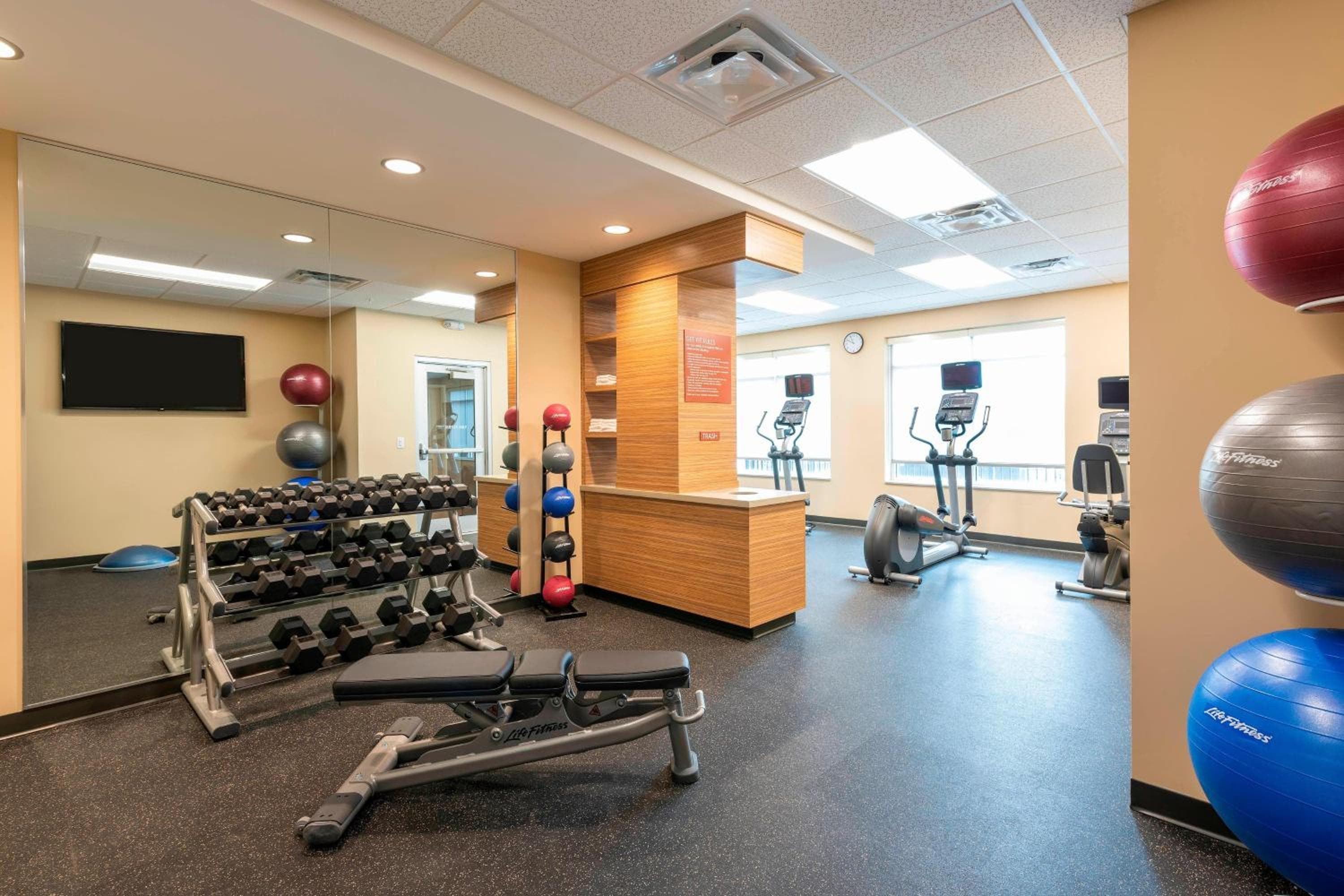 TownePlace Suites by Marriott Louisville North, Jeffersonville, photo 3
