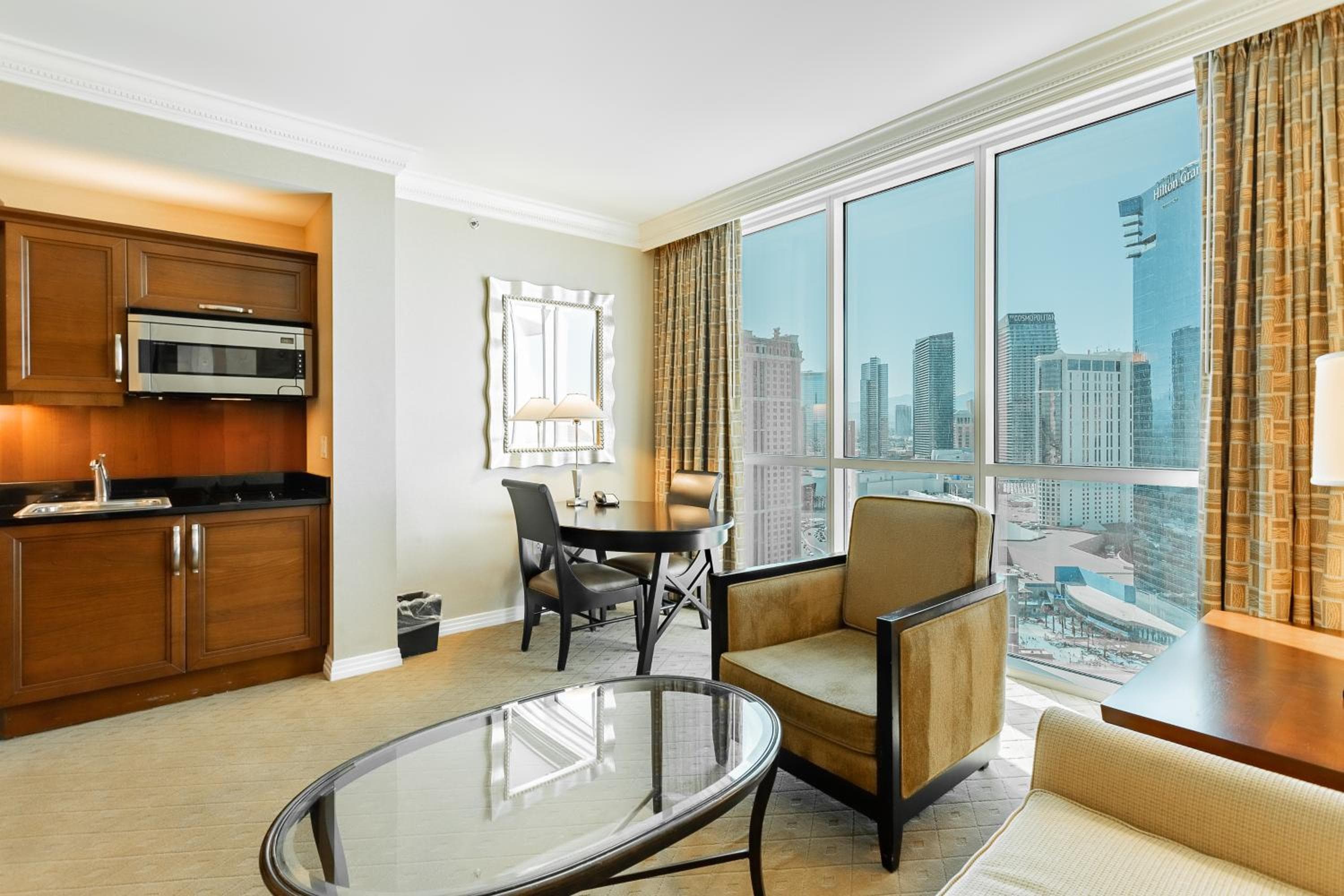 MGM Signature, Centrally Located, Strip Views NO RESORT FEE, Las Vegas, photo 4