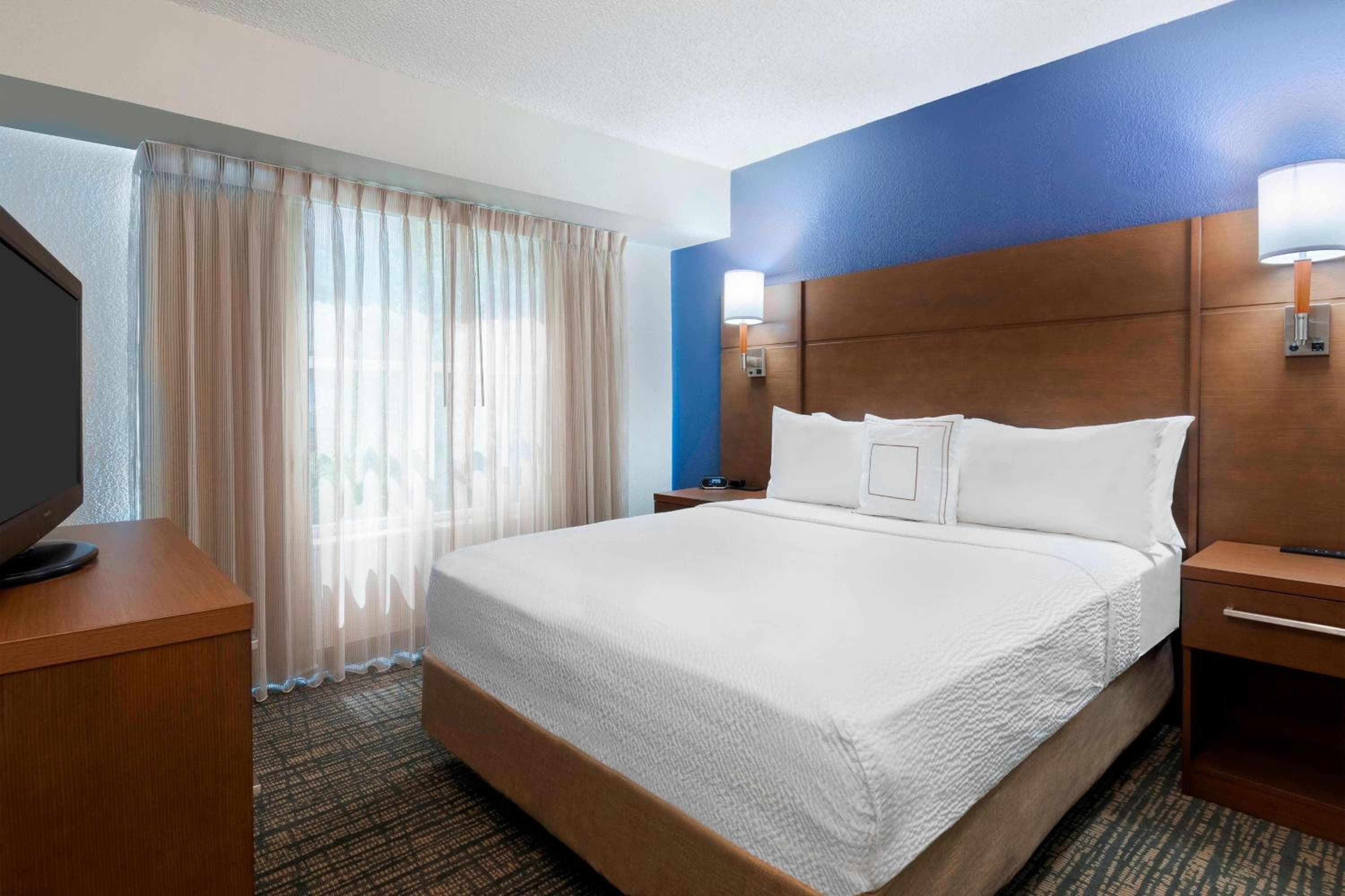 Residence Inn by Marriott Tampa at USF/Medical Center, Tampa, photo 4