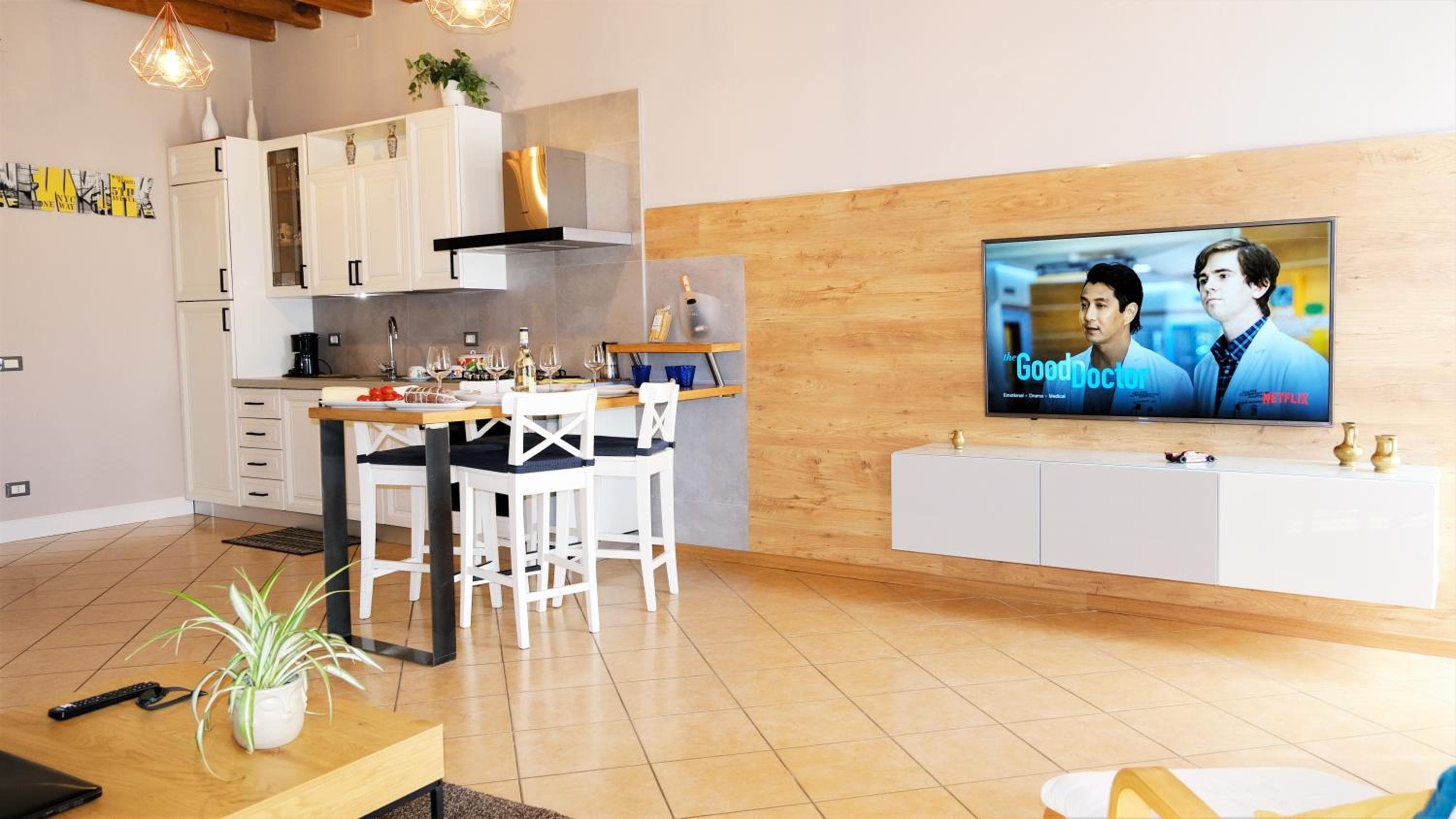 Antiche Rive Holidays Apartments, Salò, photo 6