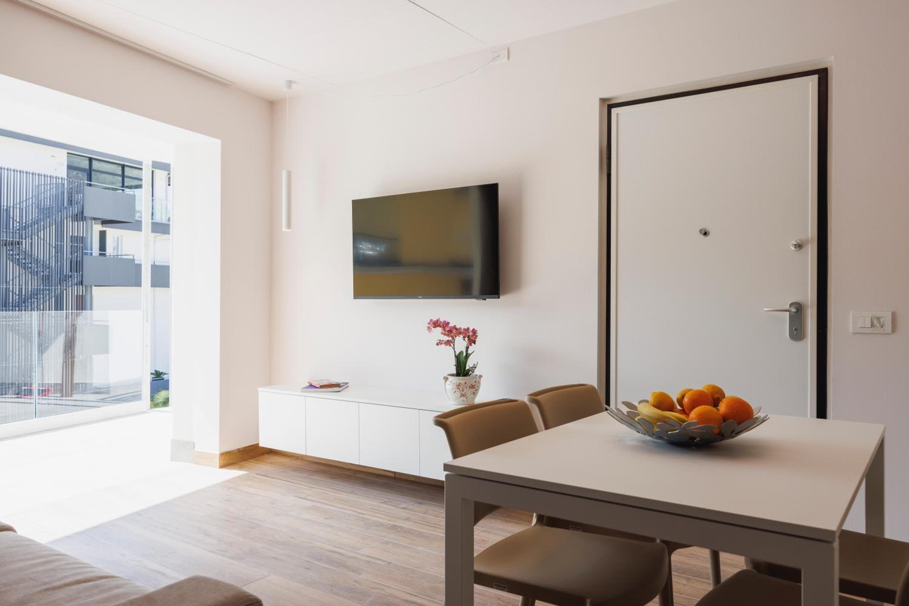Lake Side Suites, Riva del Garda, photo 3