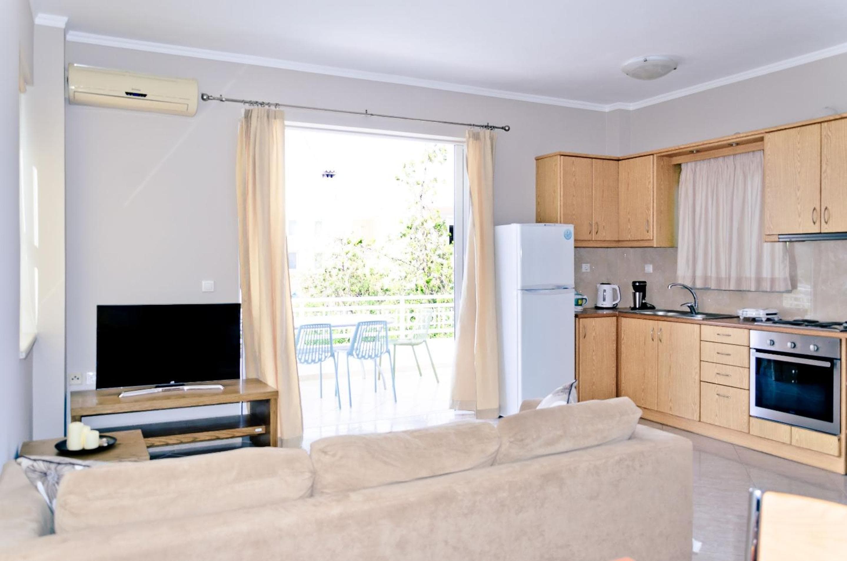 Barbaras Apartments, Kato Daratso, photo 3