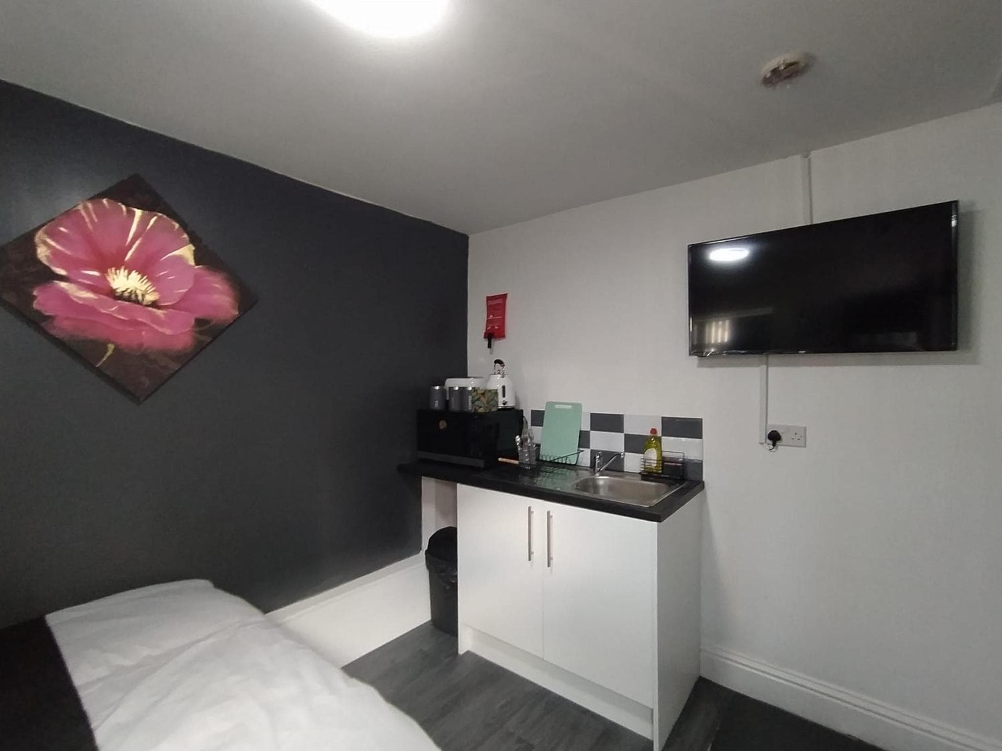 Black Ocean Holiday Apartments, Blackpool, photo 3