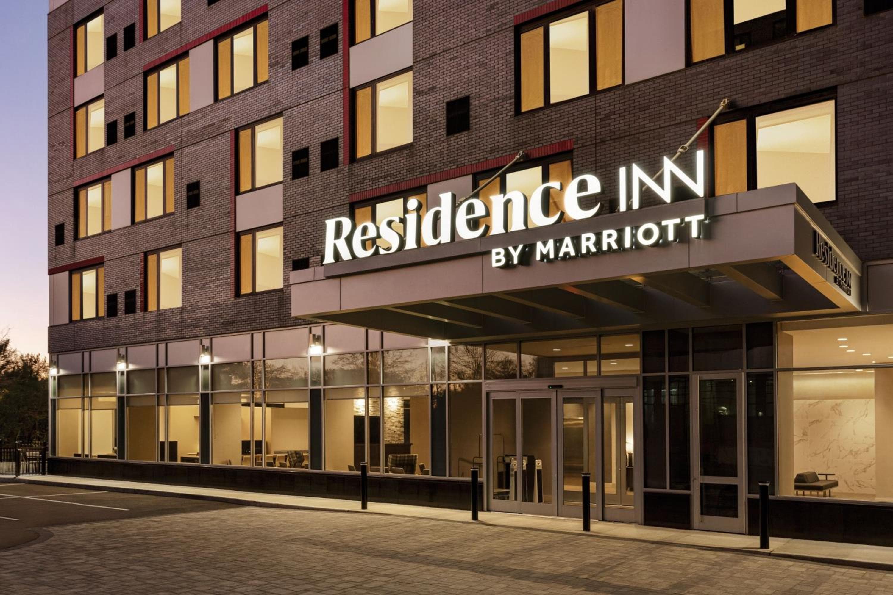 Residence Inn by Marriott New York JFK Airport, Jamaica