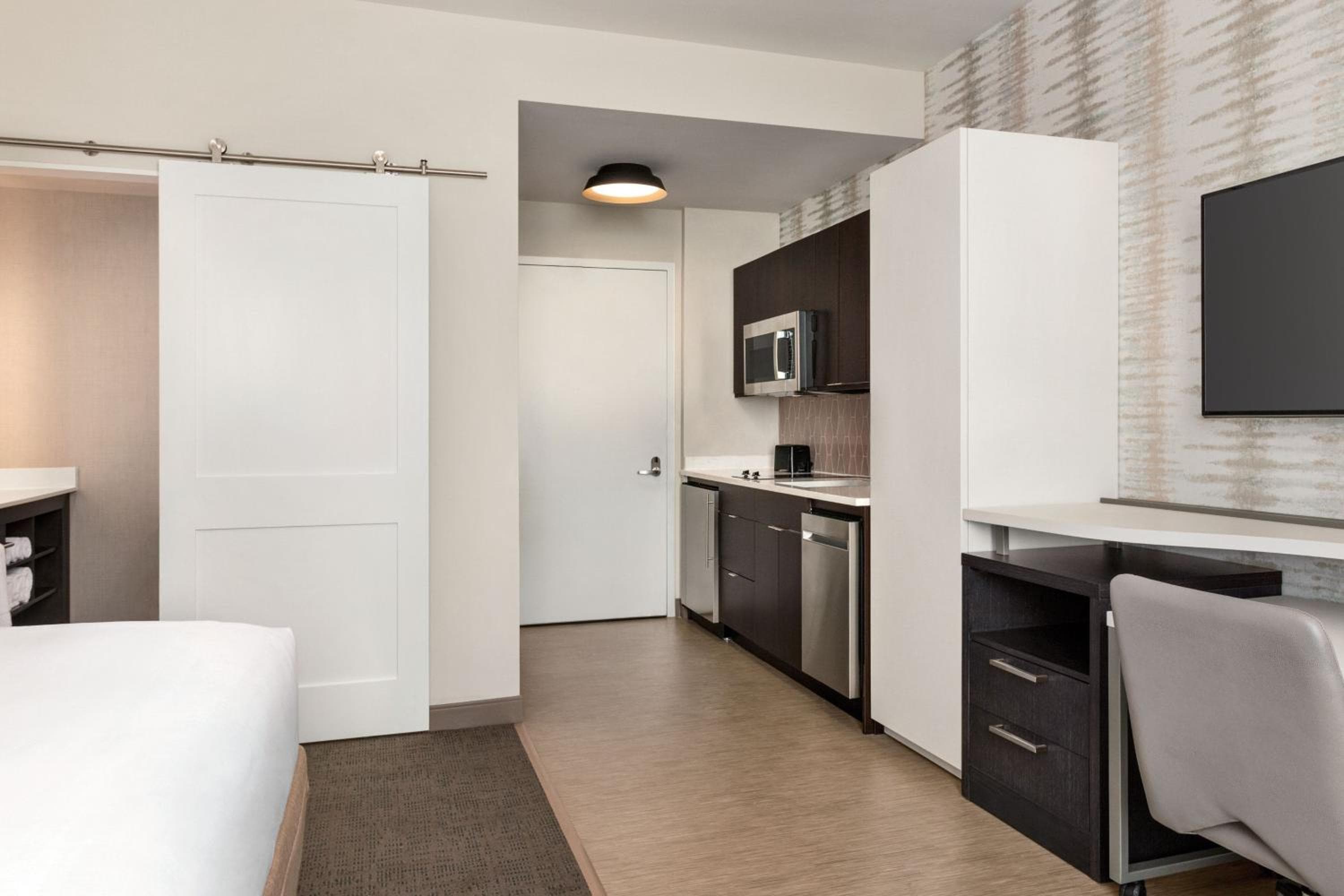 Residence Inn by Marriott New York JFK Airport, Jamaica, photo 4