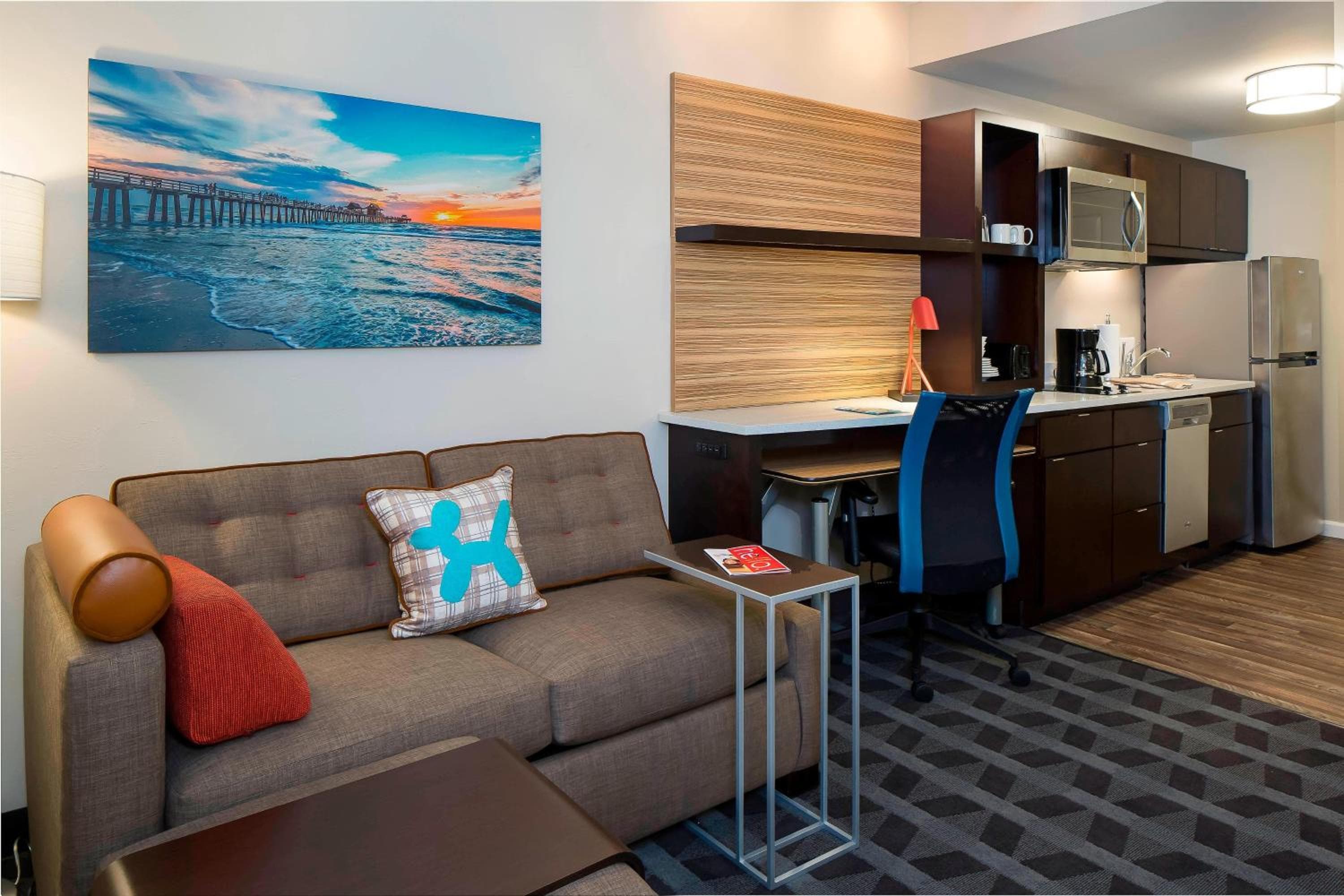 TownePlace Suites by Marriott Fort Myers Estero, Estero, photo 2