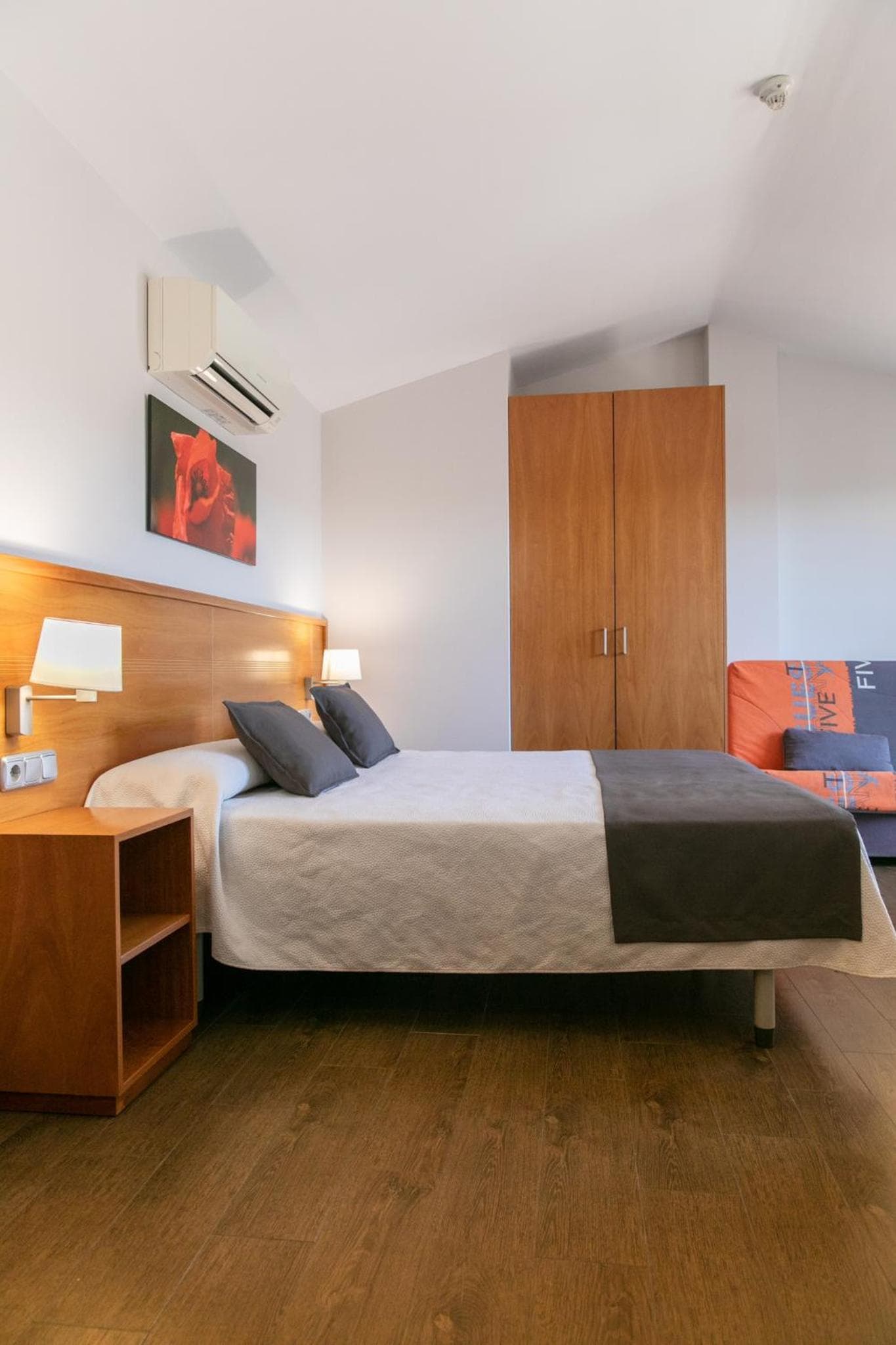 Aparthotel Cal Marçal, Puig-reig, photo 3
