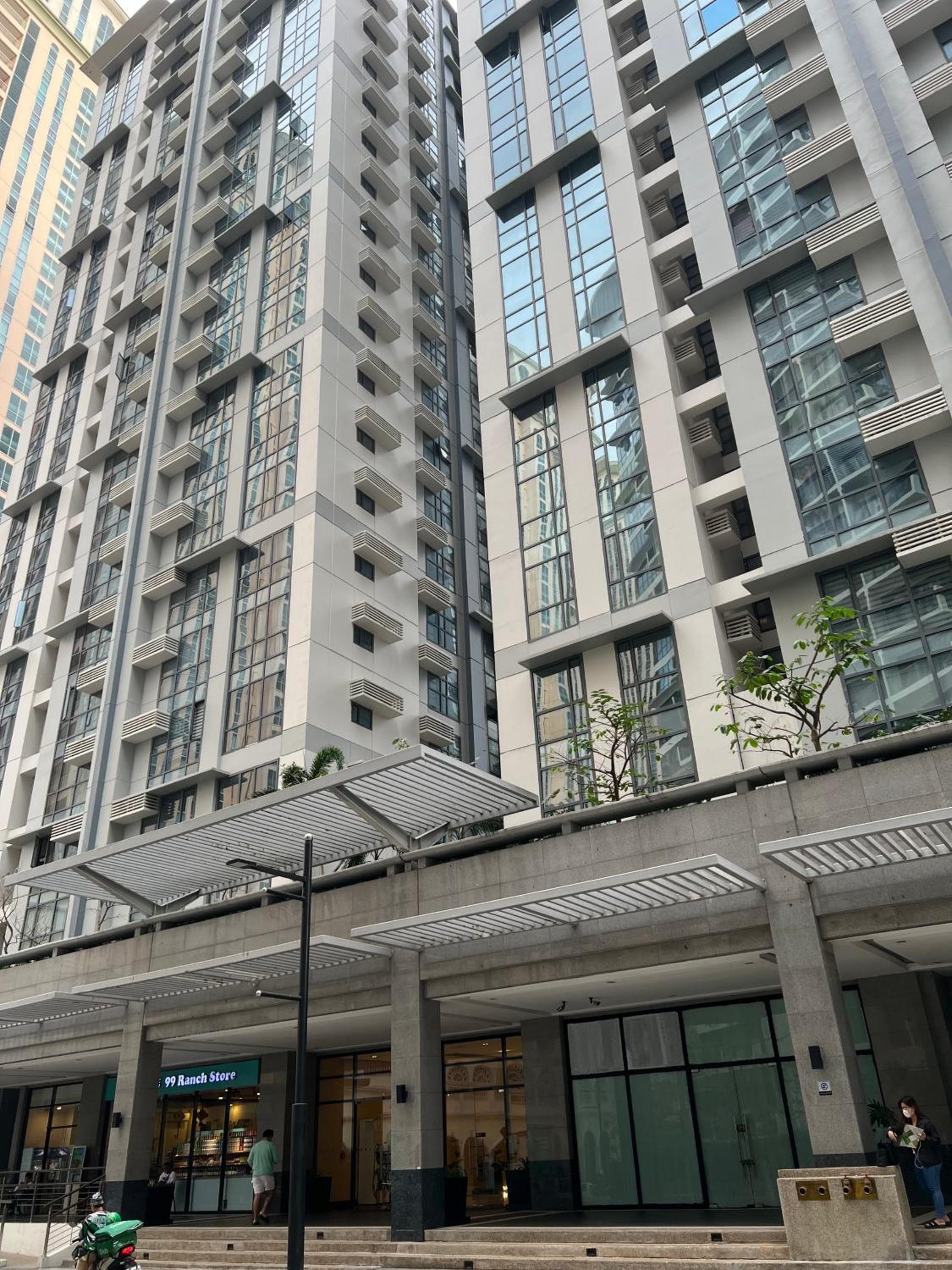 Condotel in Venice Grand Canal Mall Taguig, photo 4