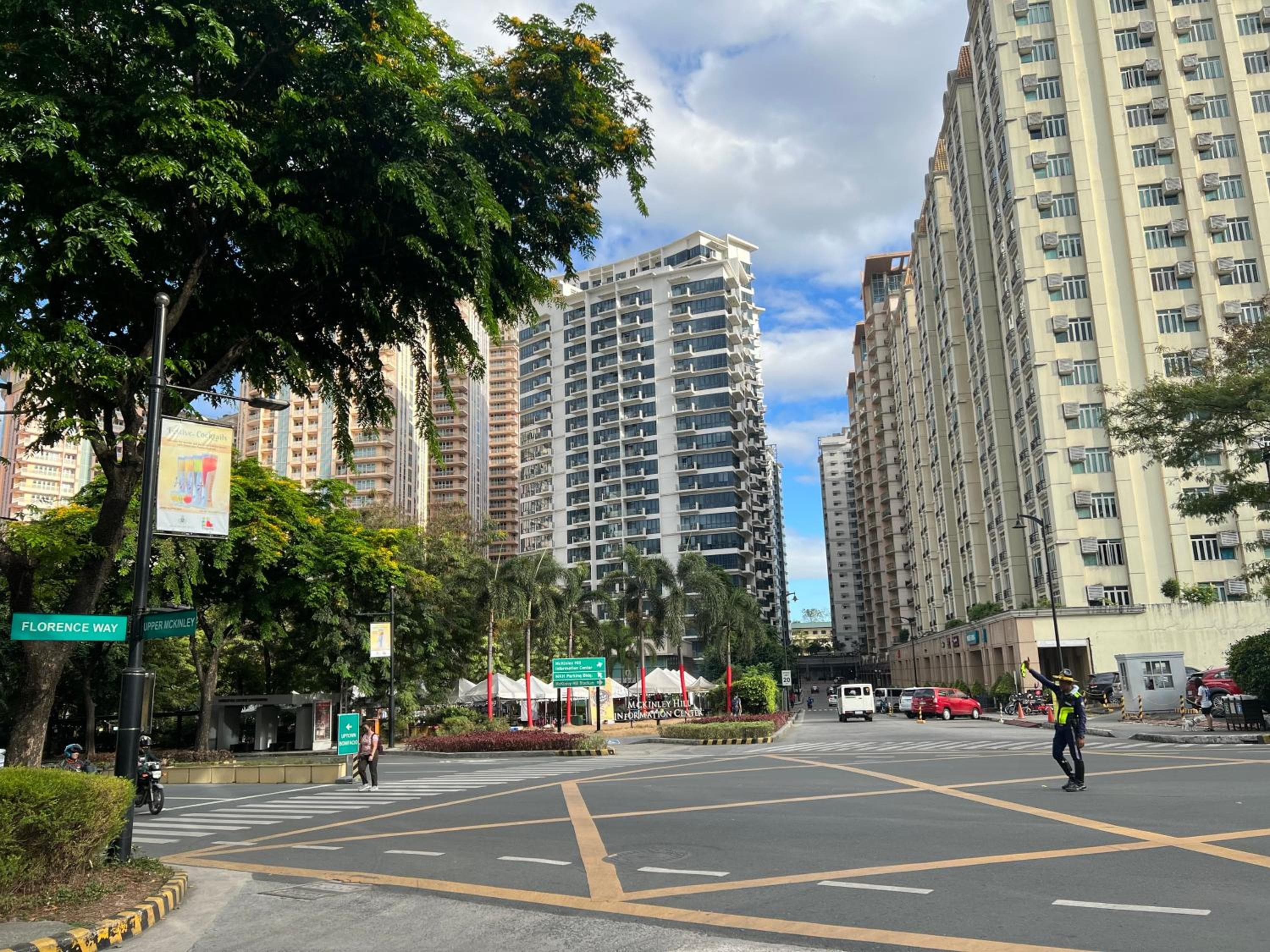 Building at Condotel in Venice Grand Canal Mall Taguig