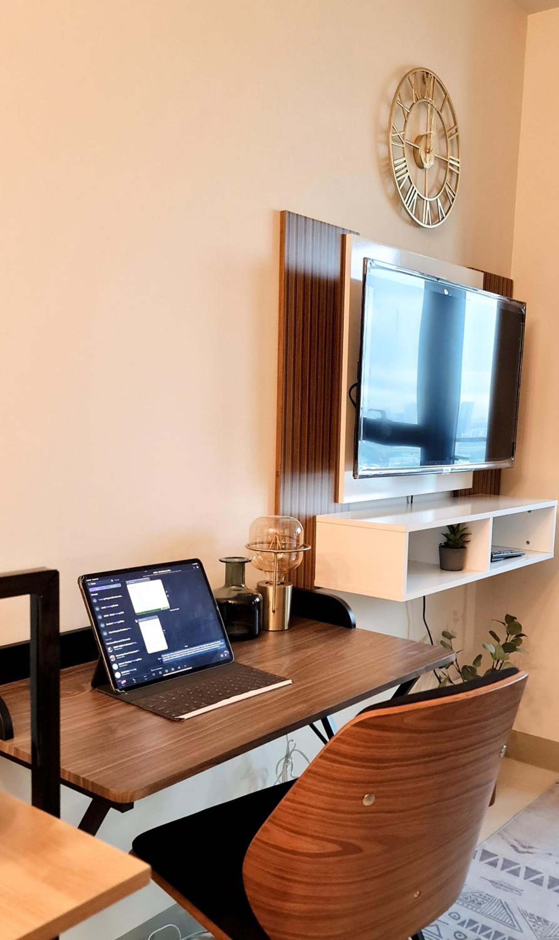 Luxe Bonifacio Global City Taguig Uptown Condo Hotel 1 BR Suite, Manila, photo 3