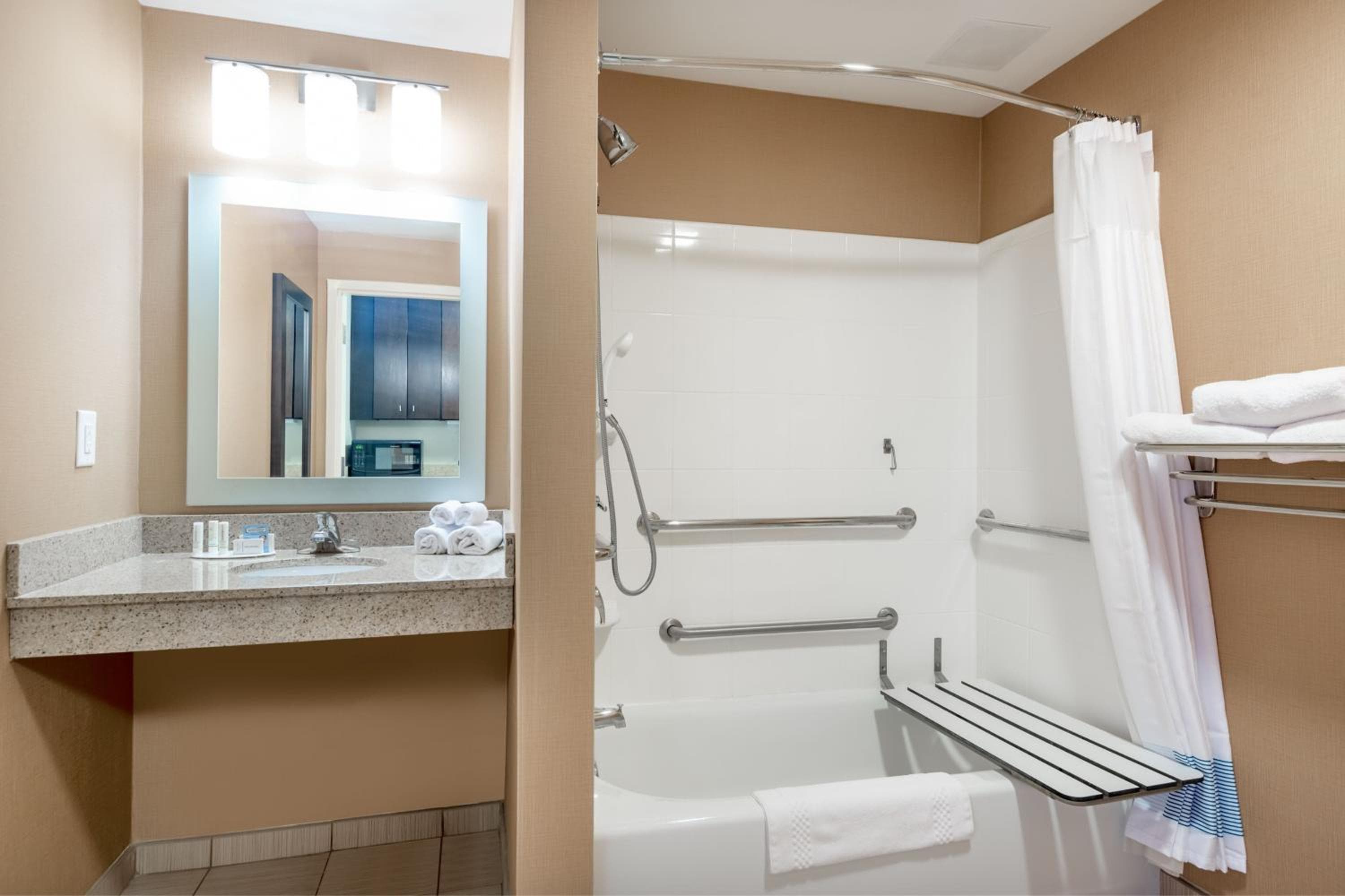 TownePlace Suites by Marriott Charlotte Mooresville, Mooresville, photo 4