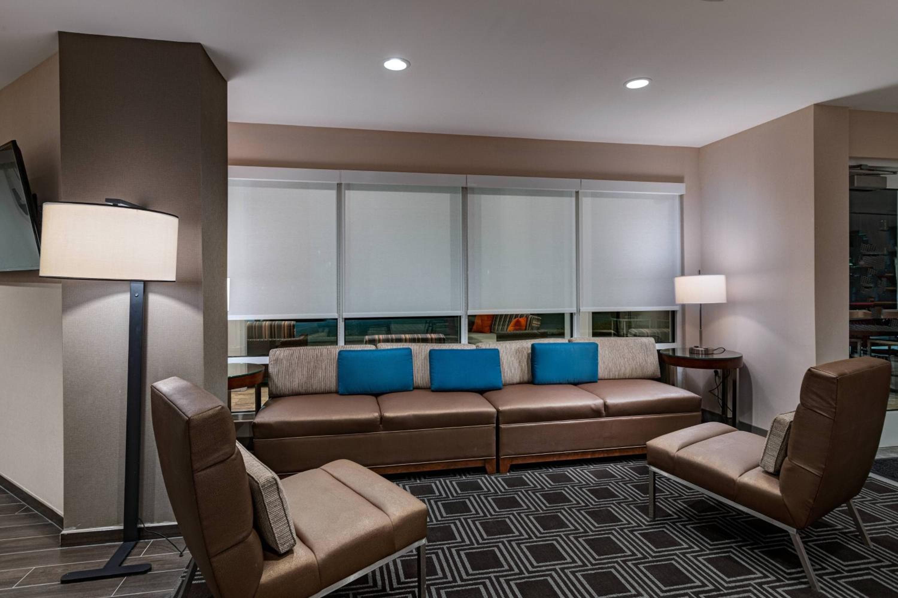 TownePlace Suites San Antonio Northwest at The RIM, San Antonio, photo 2