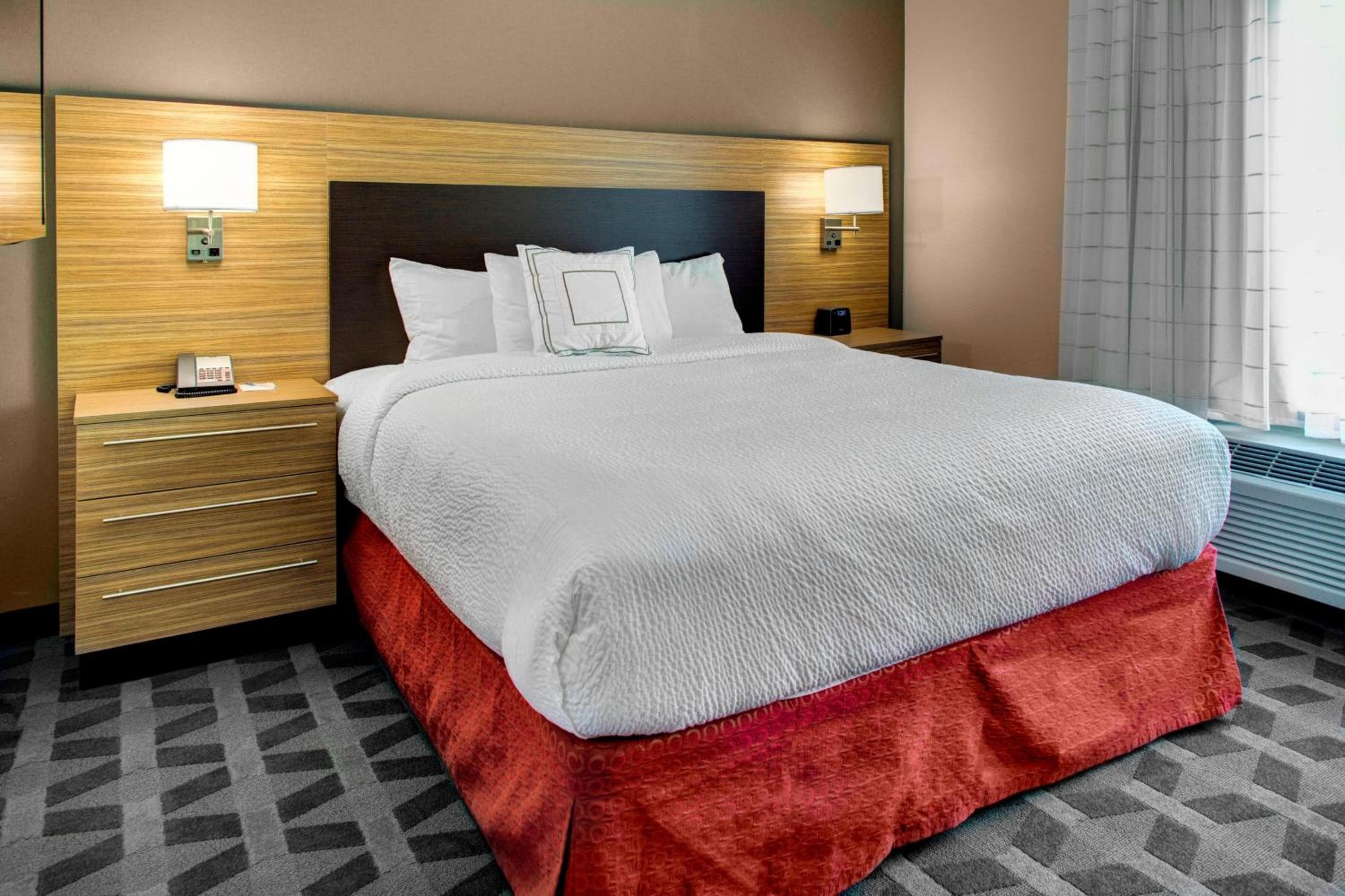 TownePlace Suites by Marriott Phoenix Chandler/Fashion Center, Chandler, photo 3