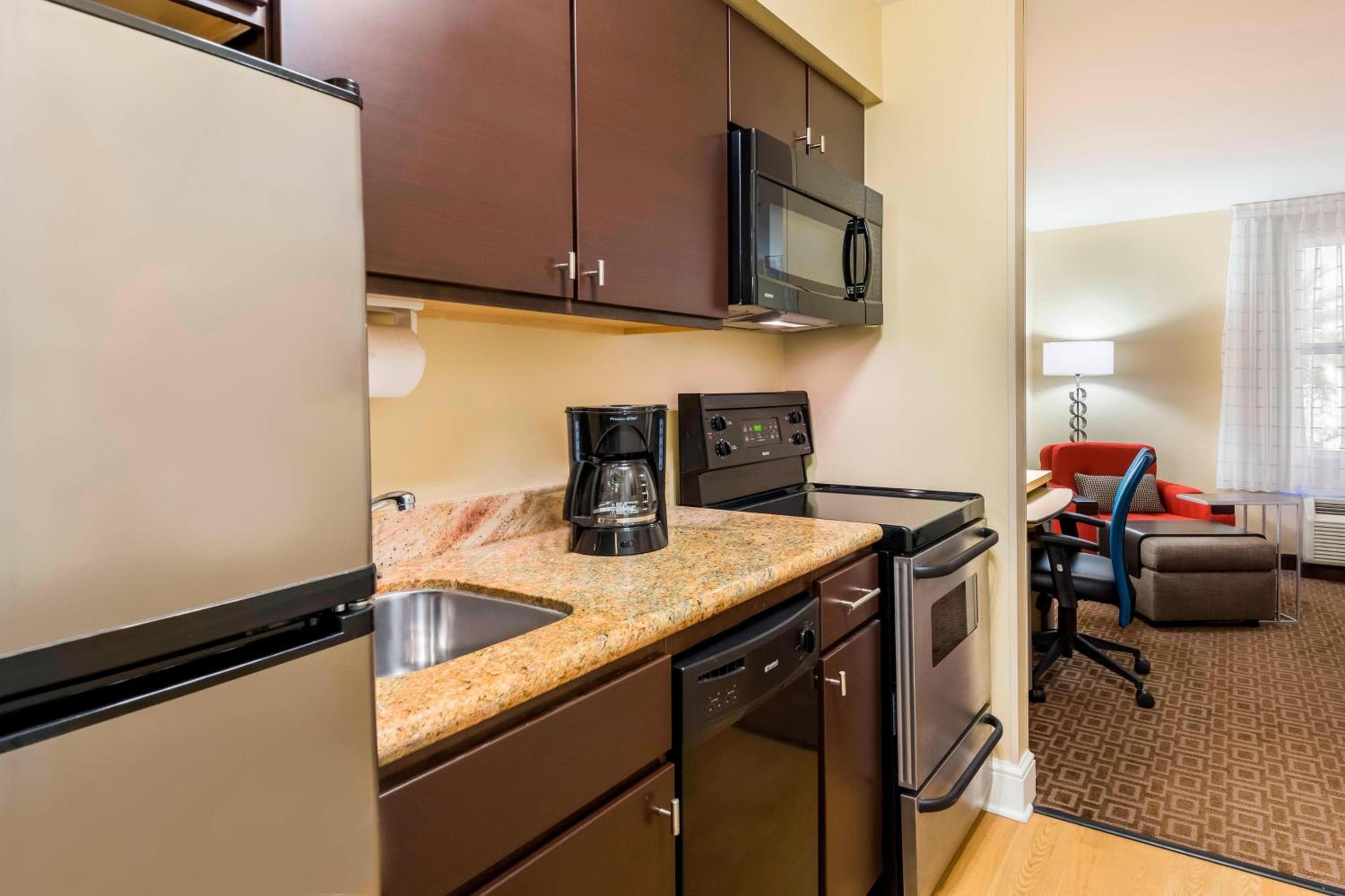 TownePlace Suites Tampa Westshore/Airport, Tampa, photo 2