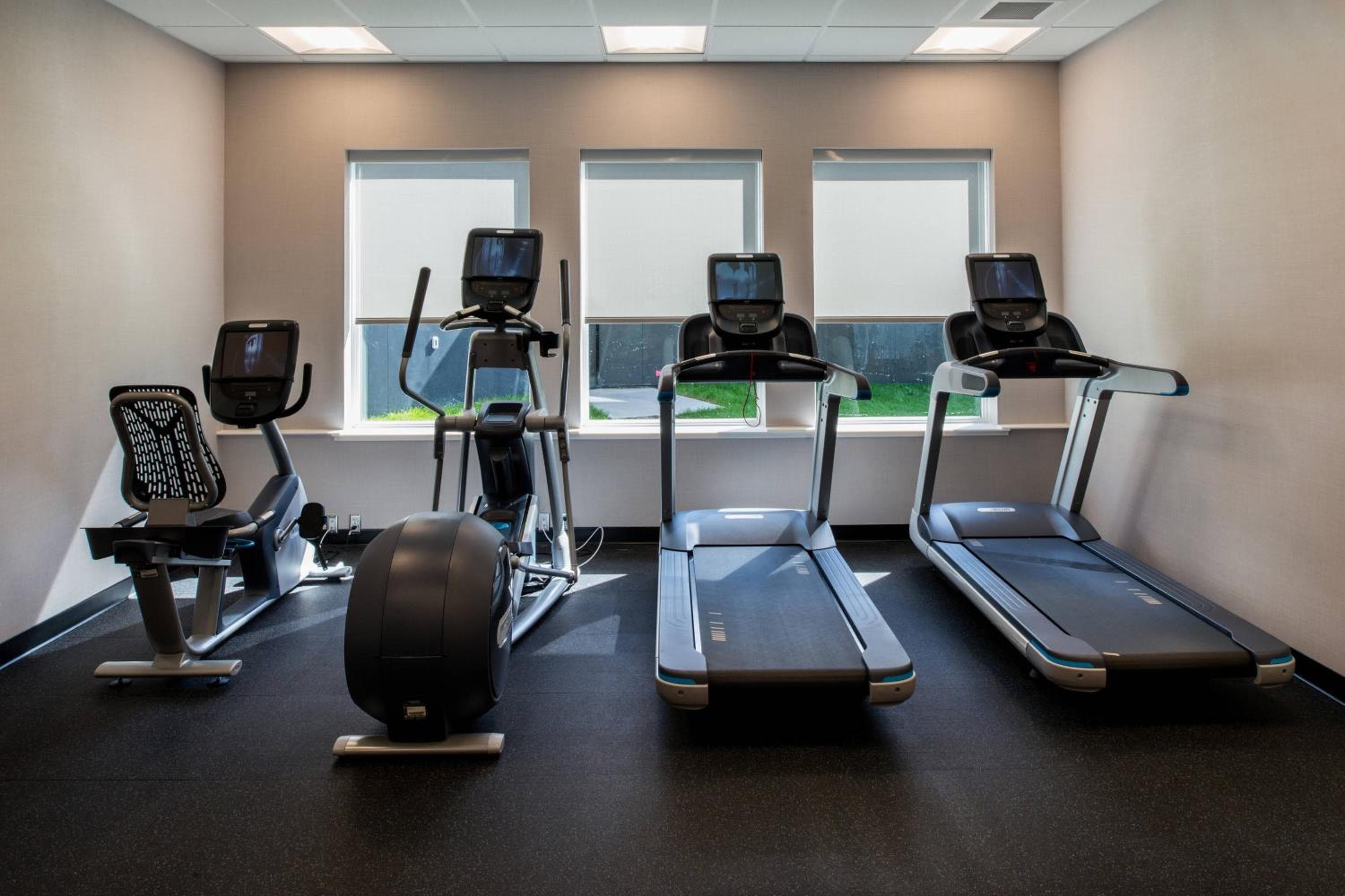 TownePlace Suites by Marriott Saskatoon, Saskatoon, photo 4