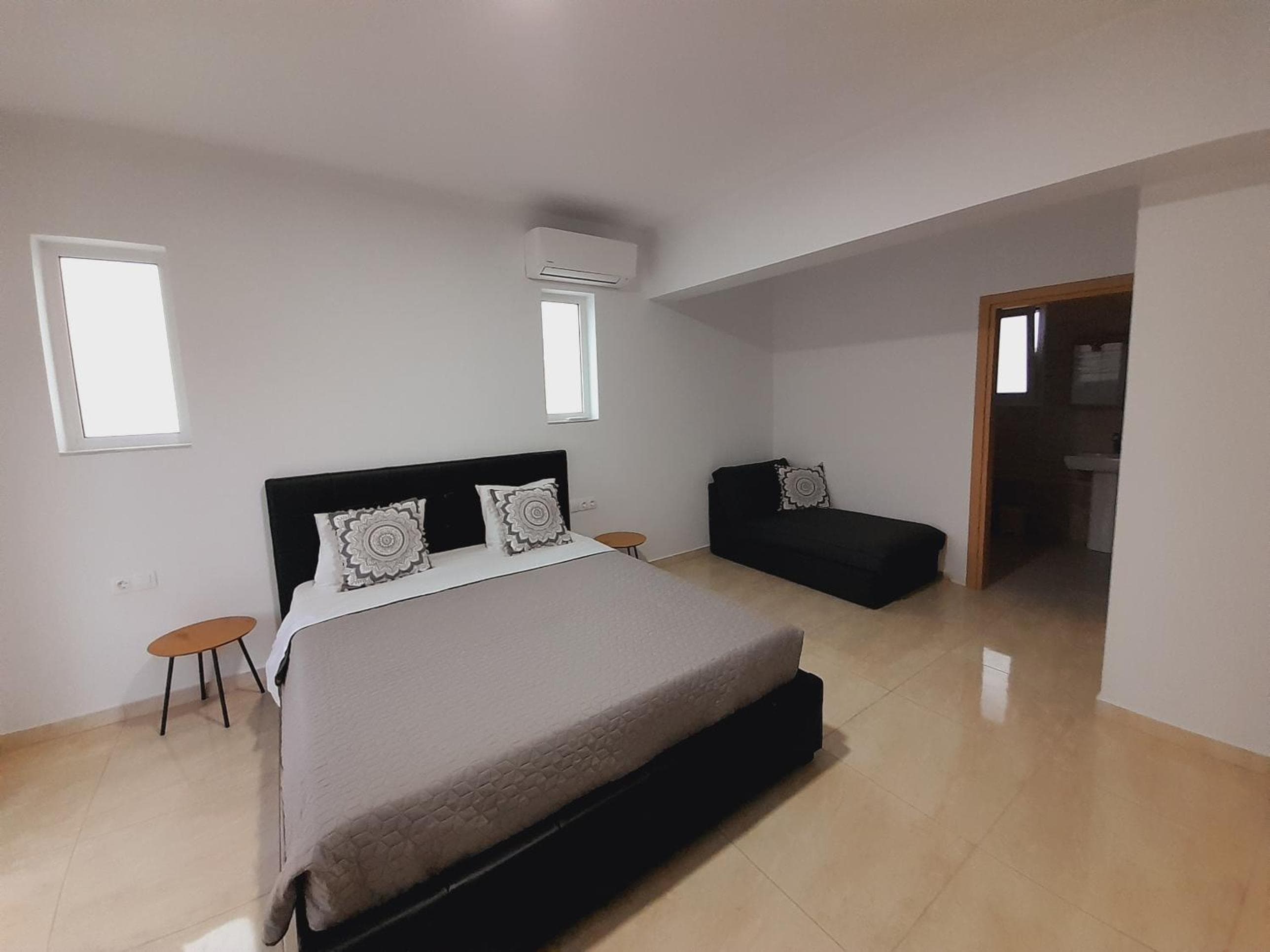 Roseberry Studios, Faliraki, photo 3