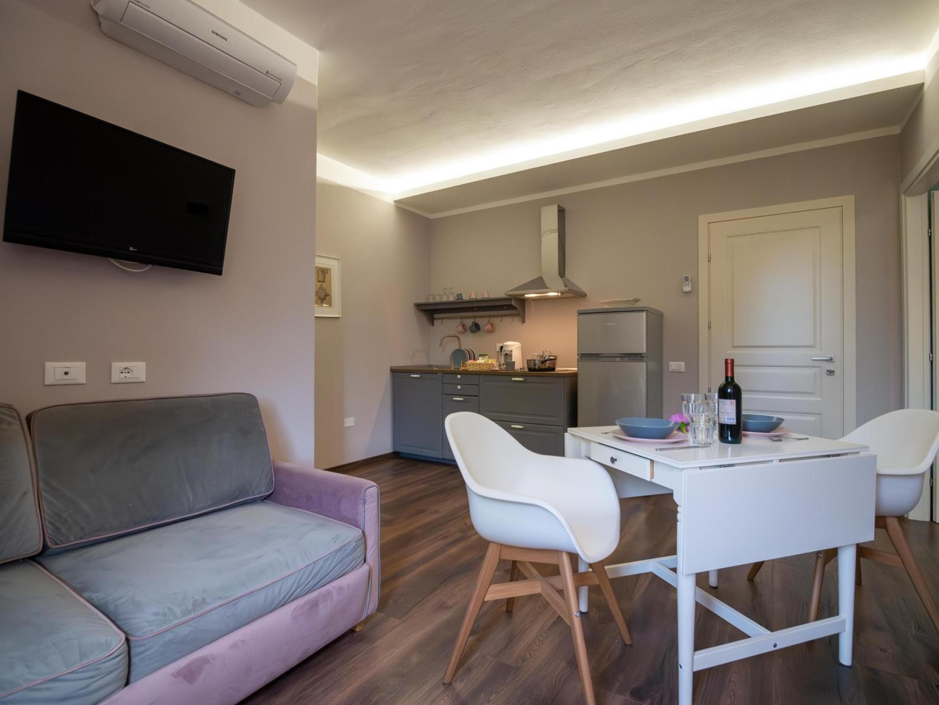 Locanda dei Sette Limoni - camere e residence, Vada, photo 3