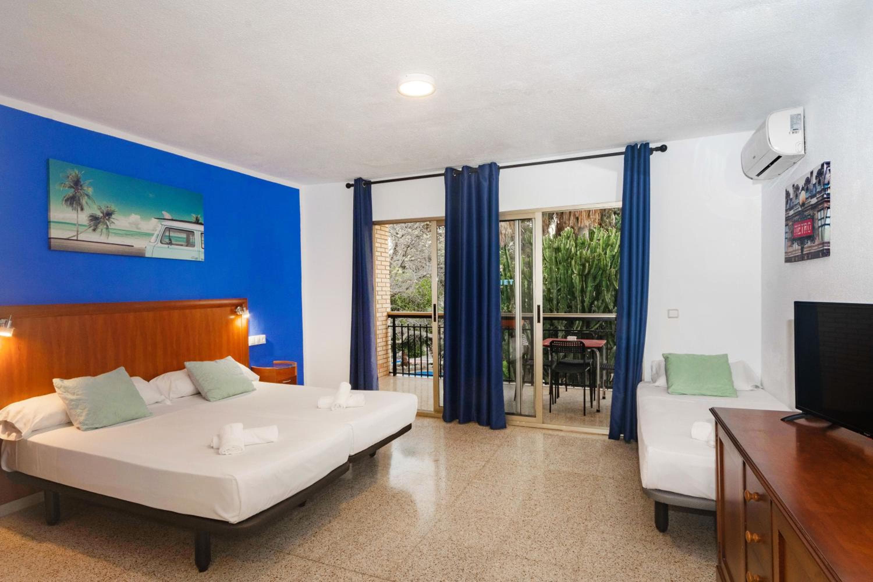 APARTAMENTOS PALASIET, Benidorm, photo 3