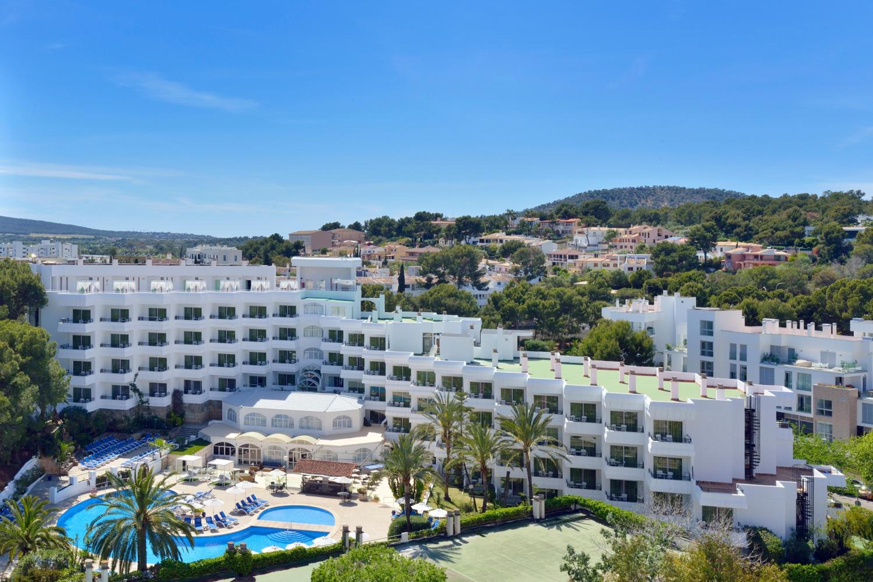 SOL by Meliá Lunamar Palmanova Apartamentos - Adults Only, Palmanova