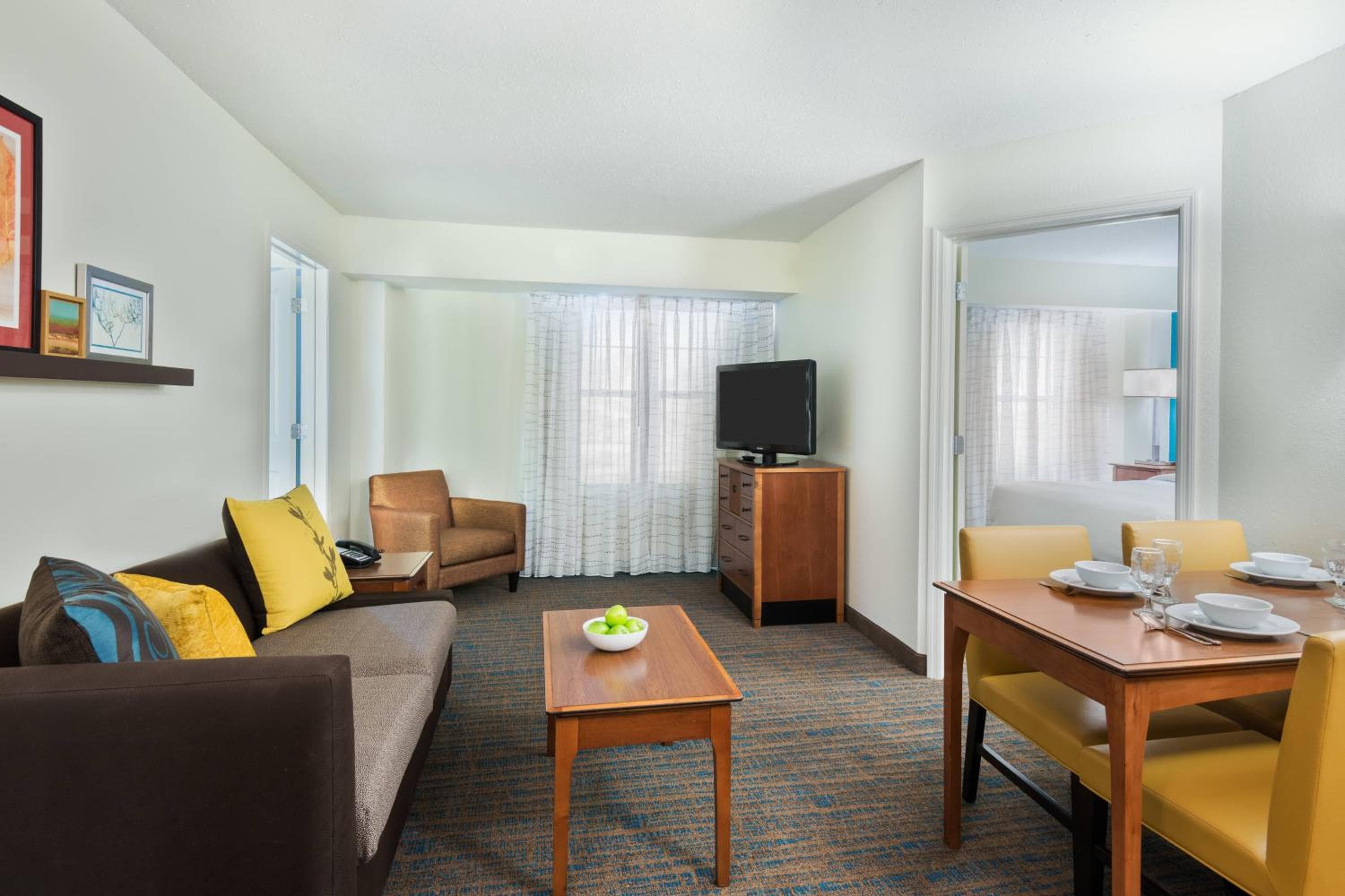 Residence Inn by Marriott St. Louis Downtown, Saint Louis, photo 2