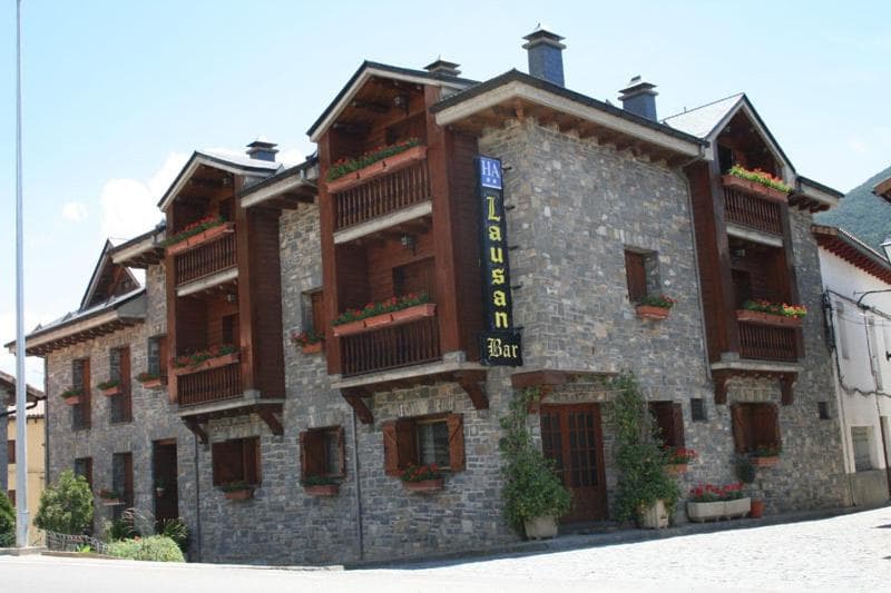 Apartamentos Lausan, Gavín