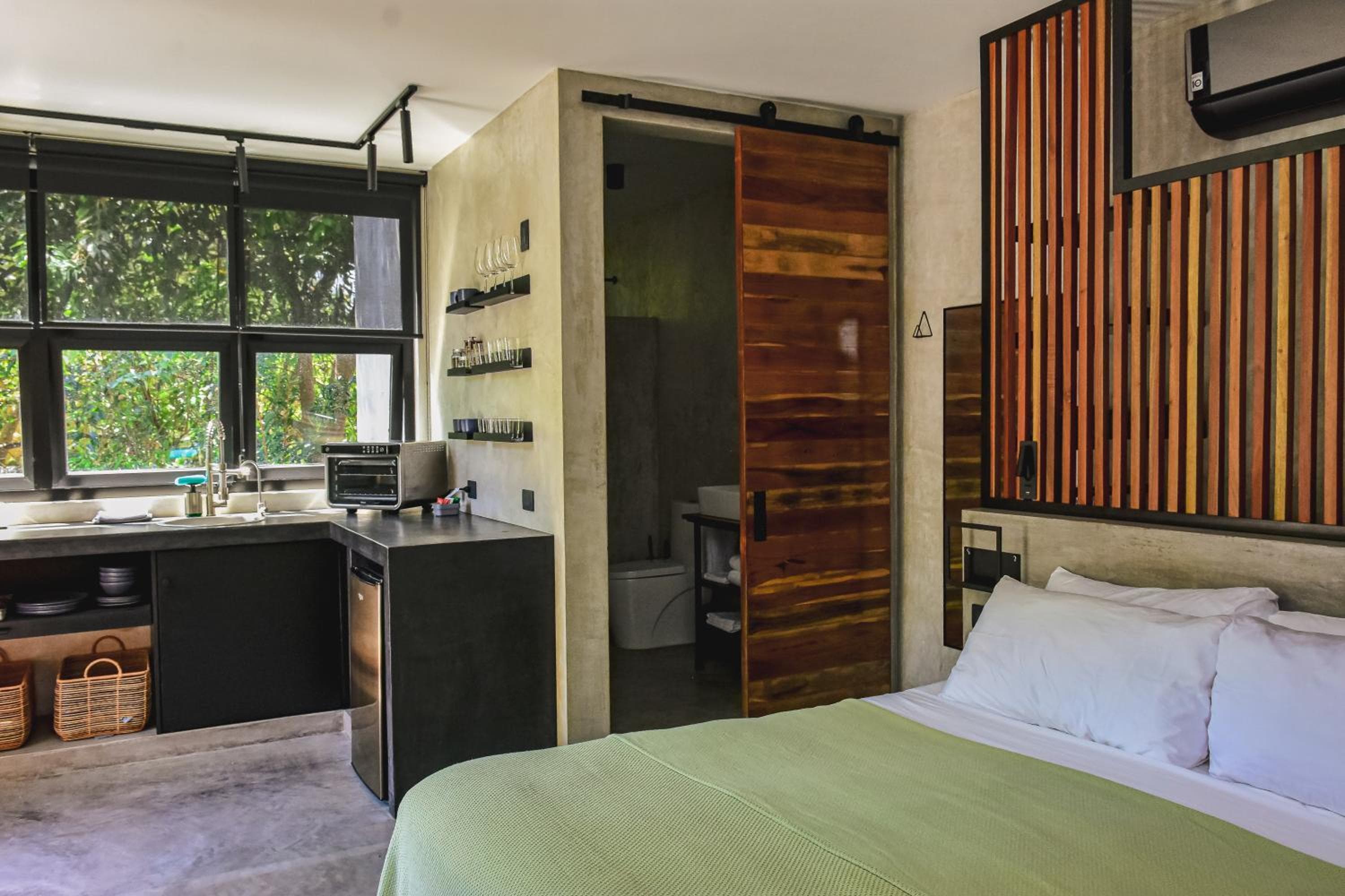 LOTE4 - LGBTQ Studios, Playa del Carmen