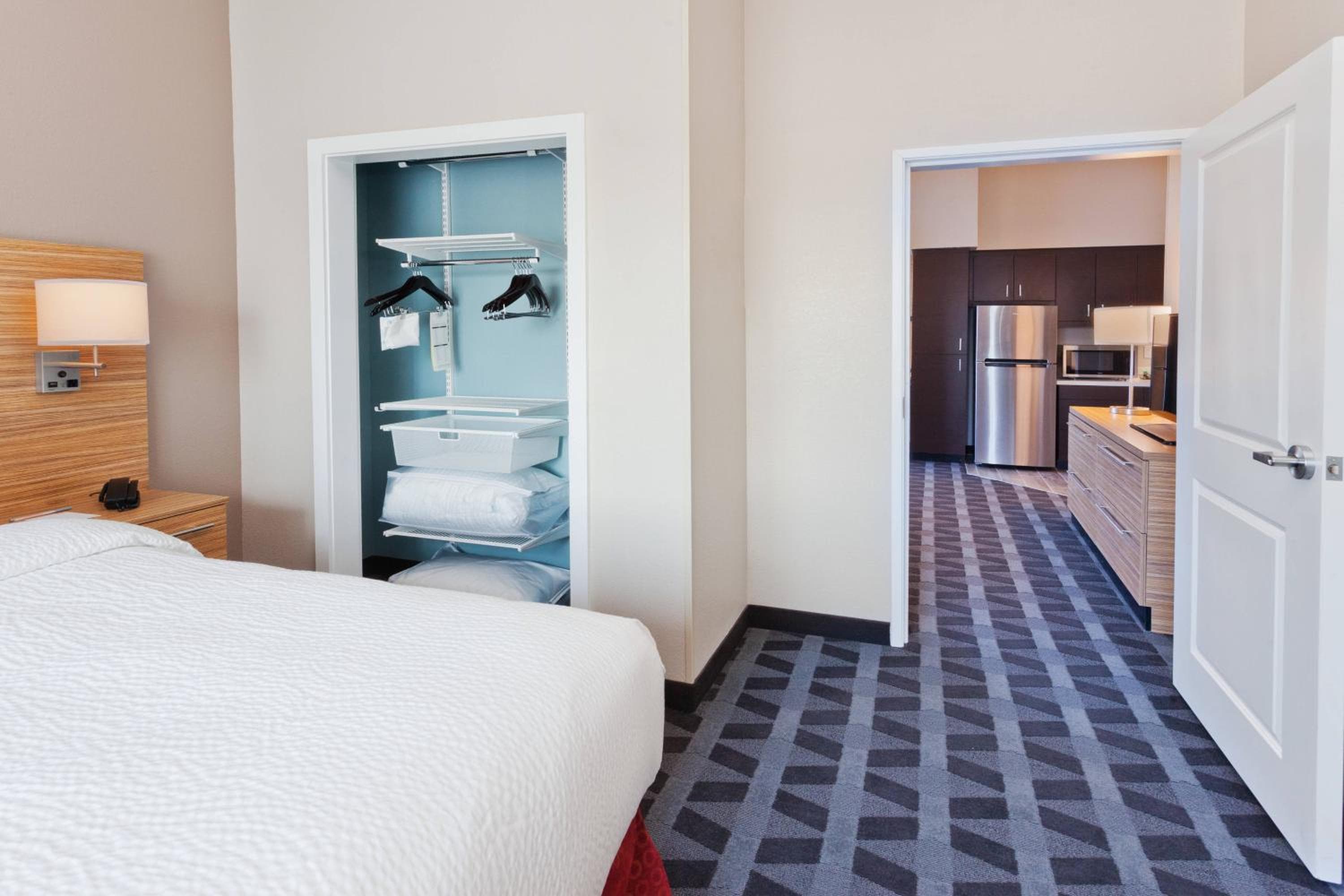 TownePlace Suites Dothan, Dothan, photo 6
