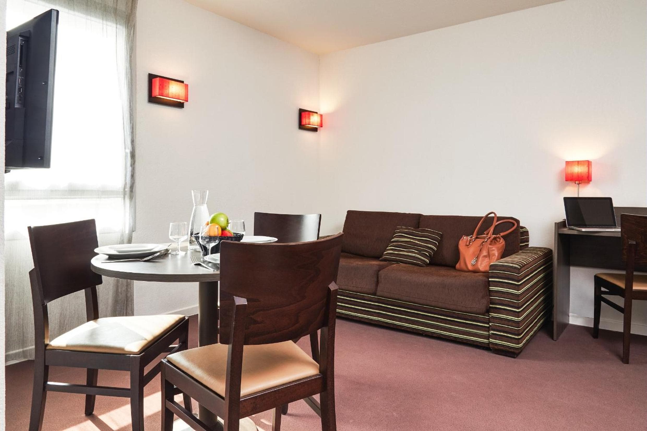 Aparthotel Adagio Access Marseille Saint Charles, Marseille, photo 4
