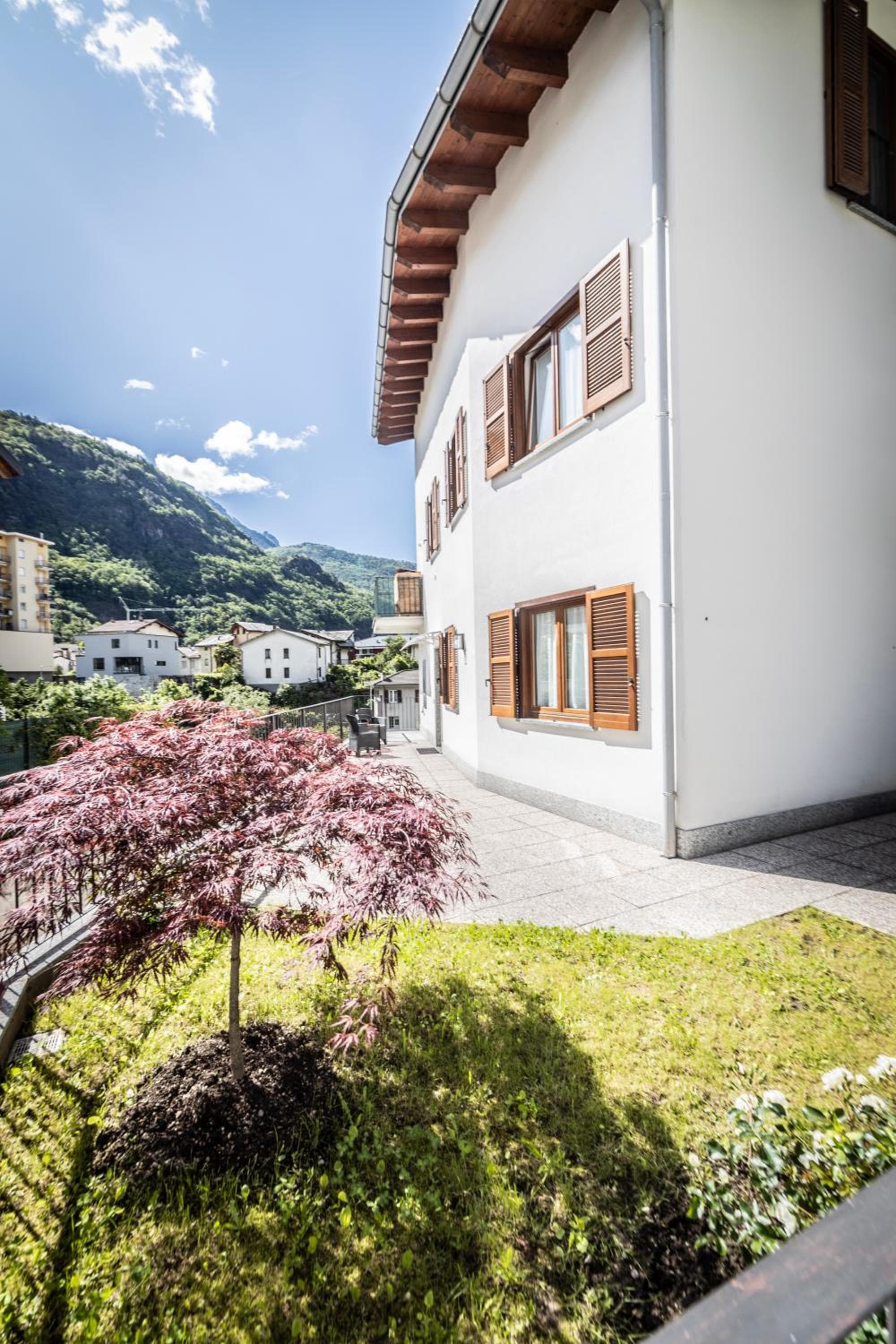 La Casa sul Fiume, Chiavenna