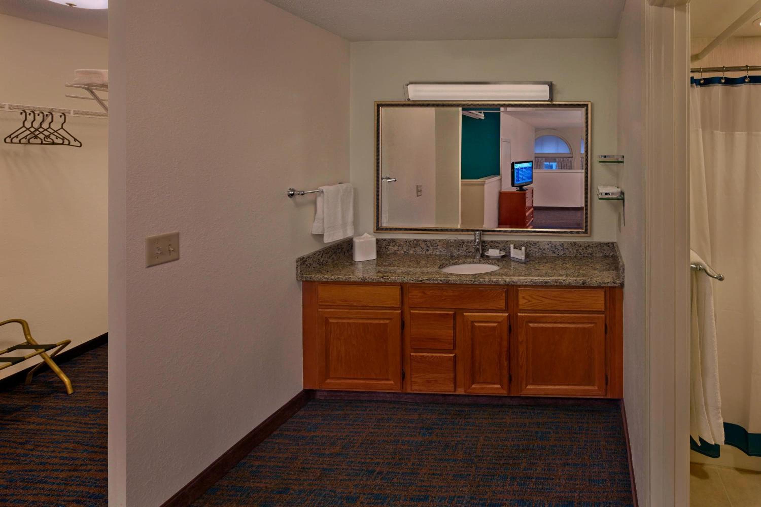 Residence Inn by Marriott Hartford Downtown, Hartford, photo 6