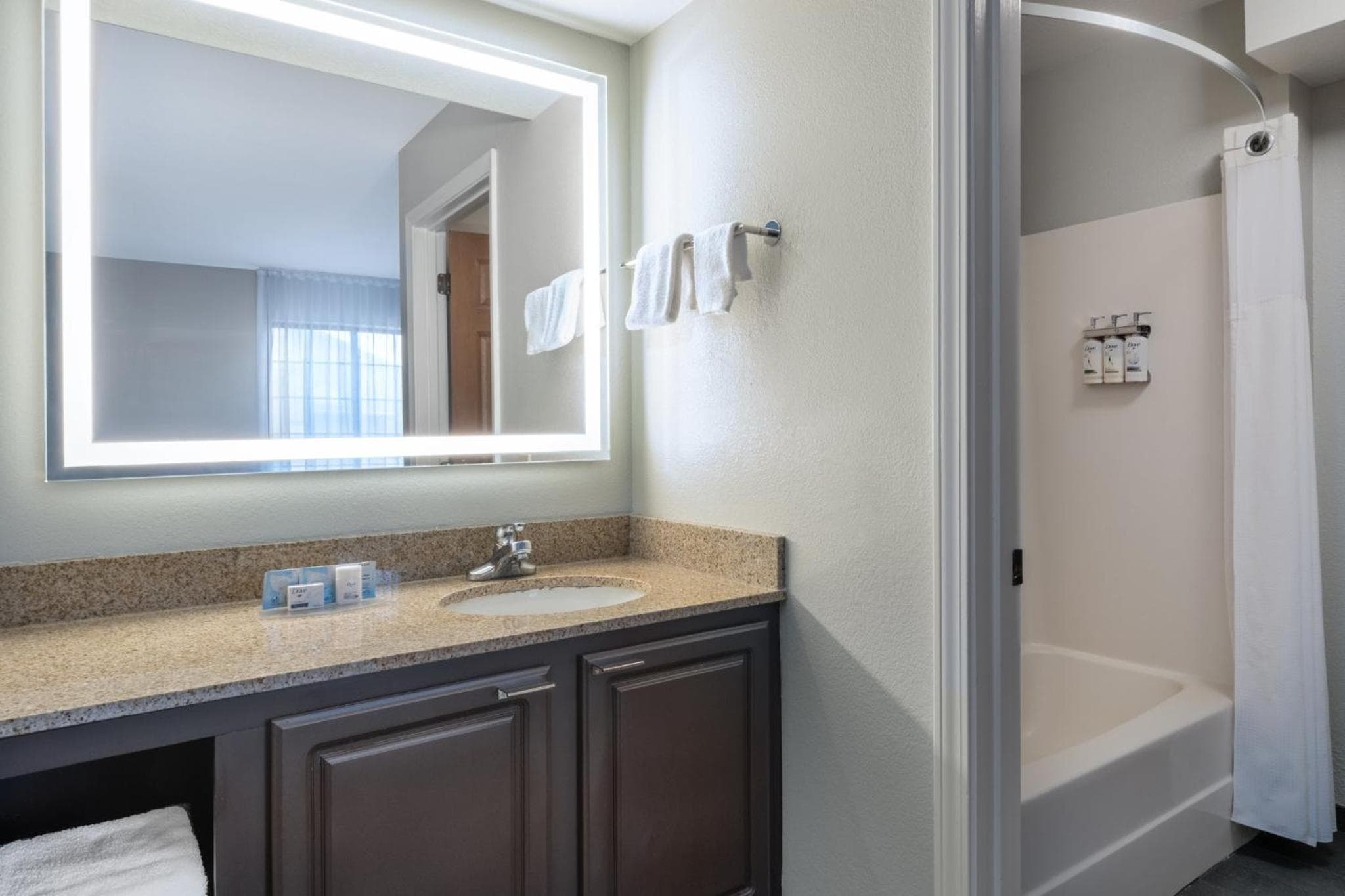 Staybridge Suites Columbus-Dublin by IHG, Dublin, photo 5