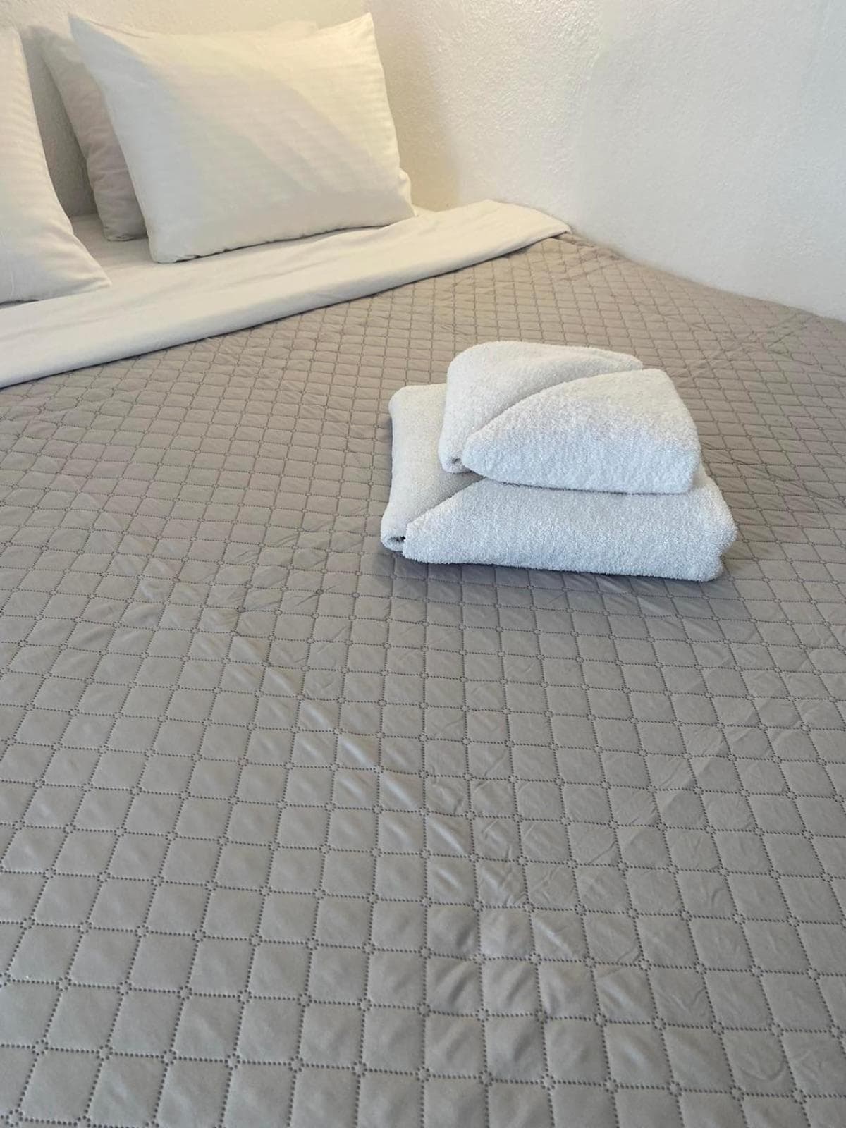 AQUA SERENITY LUXURY SUITES SANTORINI, Foinikiá, photo 6