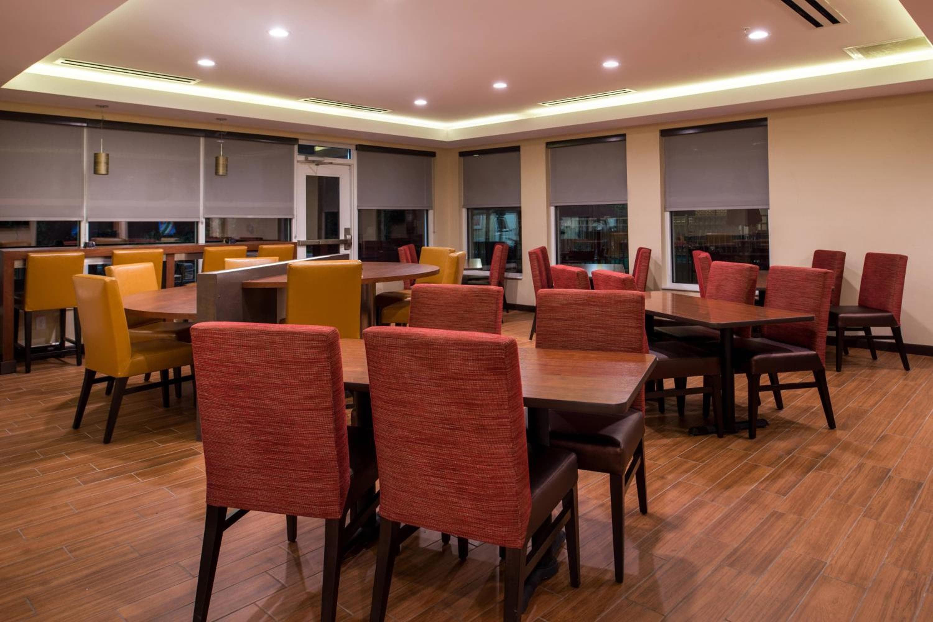 TownePlace Suites by Marriott Charleston-West Ashley, Charleston, photo 4