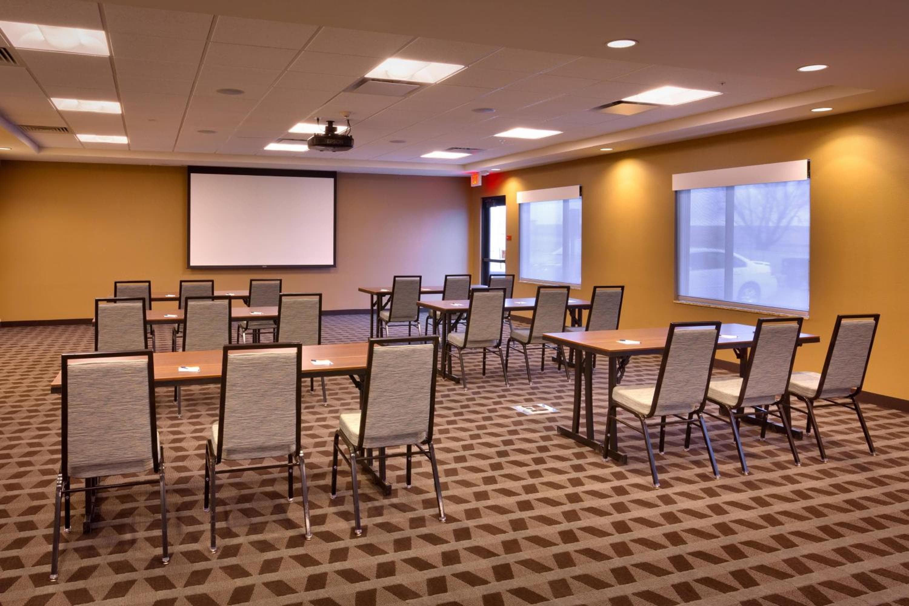 TownePlace Suites by Marriott Dickinson, Dickinson, photo 3