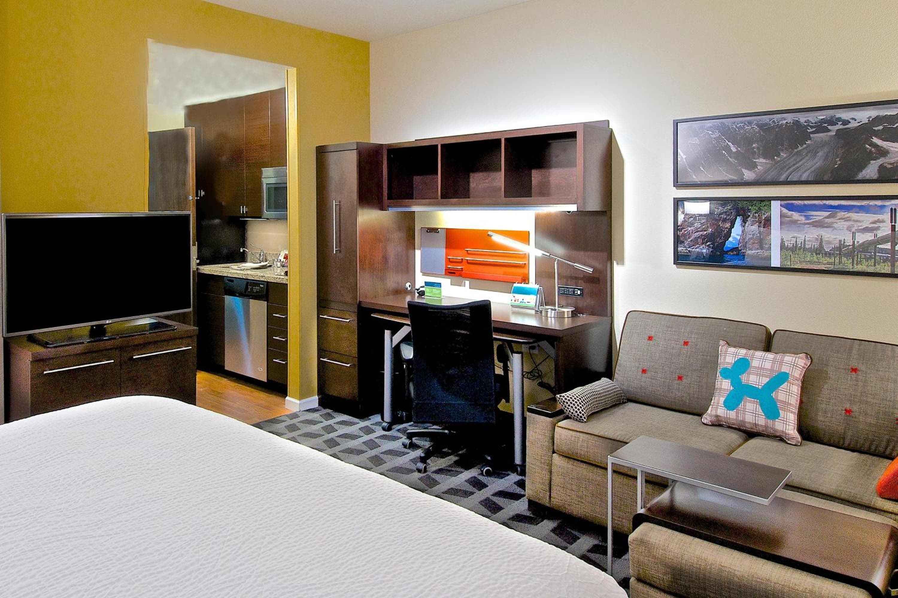 TownePlace Suites by Marriott Anchorage Midtown, Anchorage, photo 5