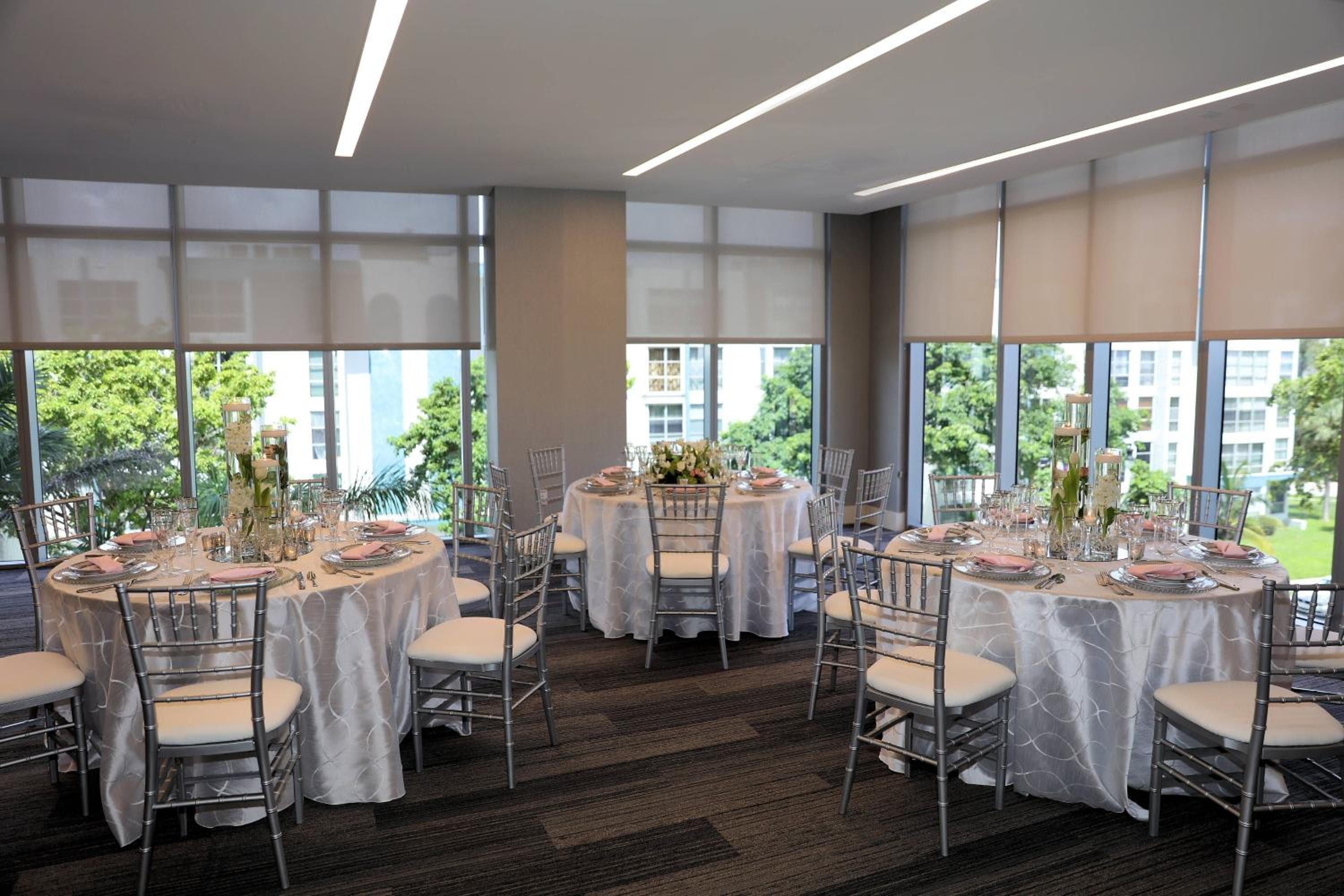 Residence Inn Miami Sunny Isles Beach, North Miami Beach, photo 2