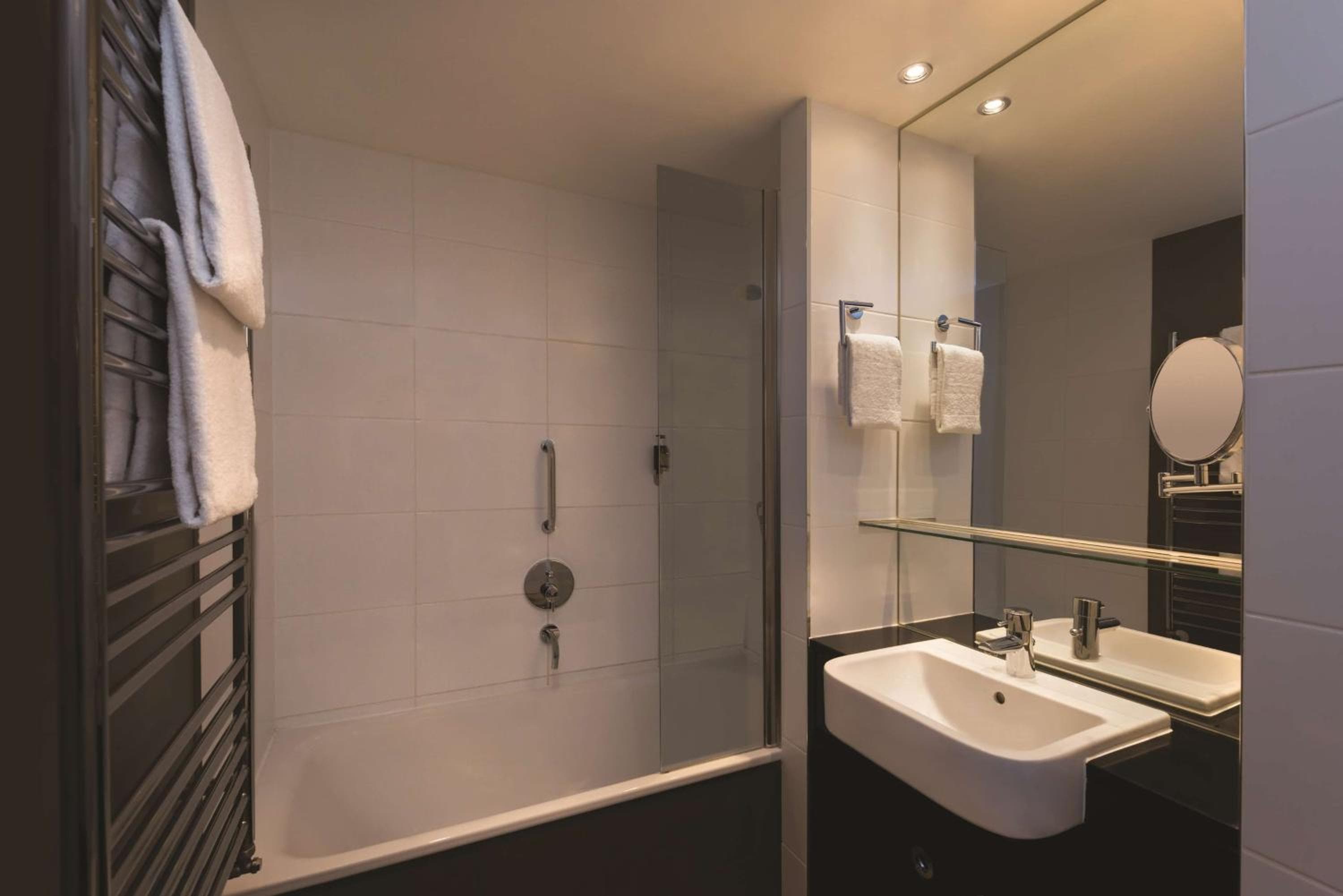 Adina Apartment Hotel Berlin Checkpoint Charlie, Berlin, photo 4