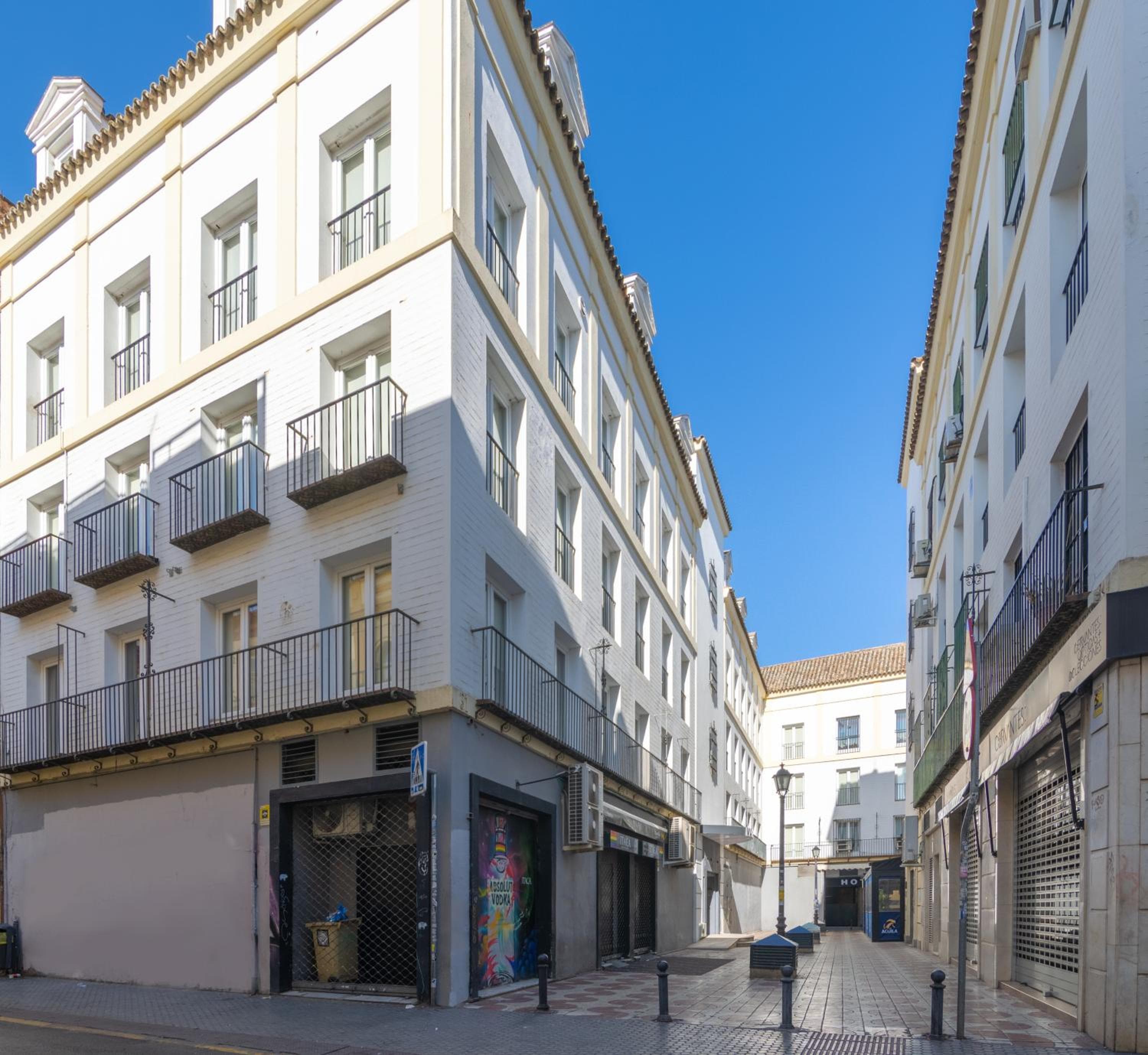 Apartamentos Magna Sevilla, Seville, photo 2
