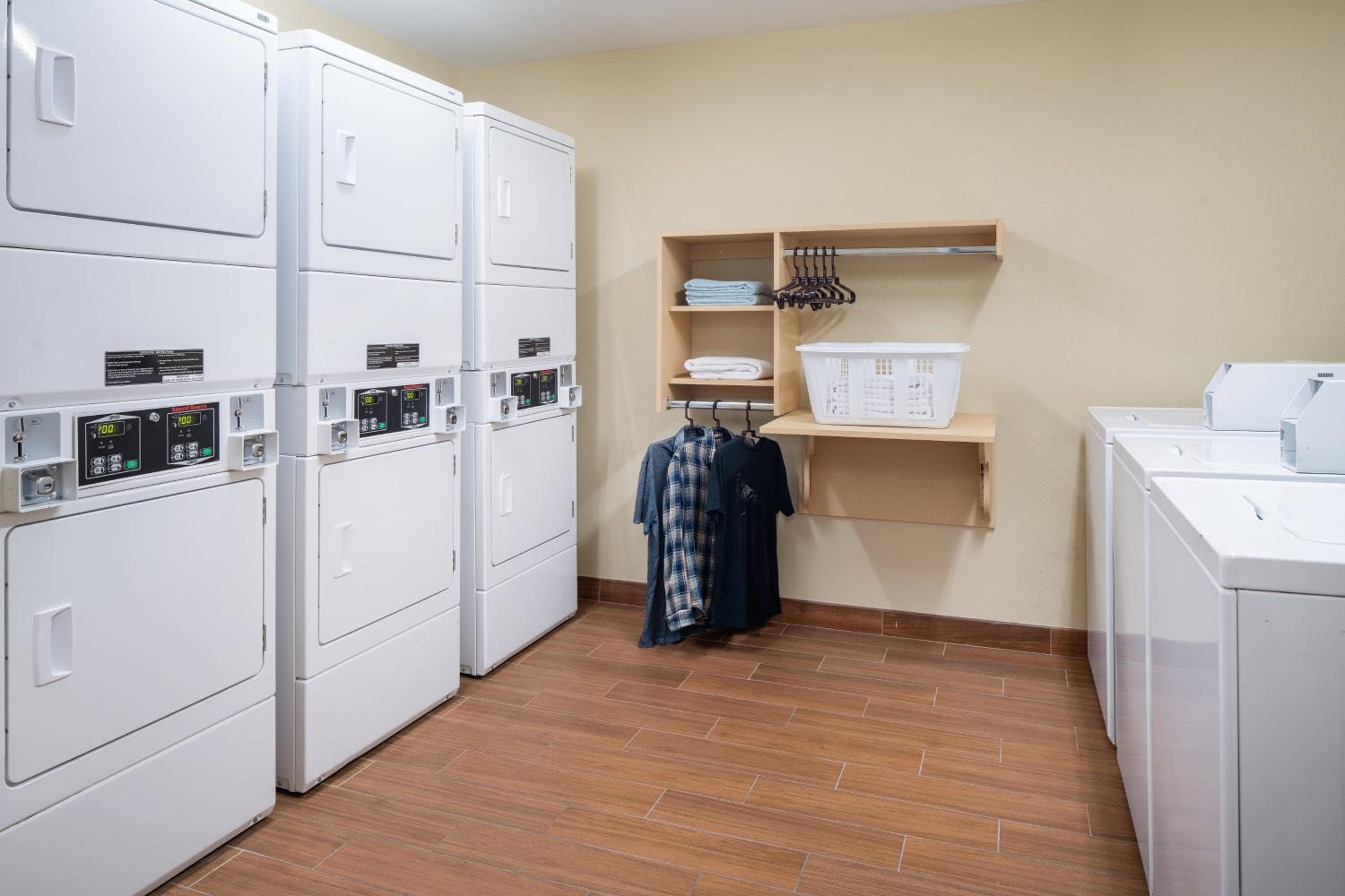 TownePlace Suites Los Angeles LAX Manhattan Beach, Hawthorne, photo 6