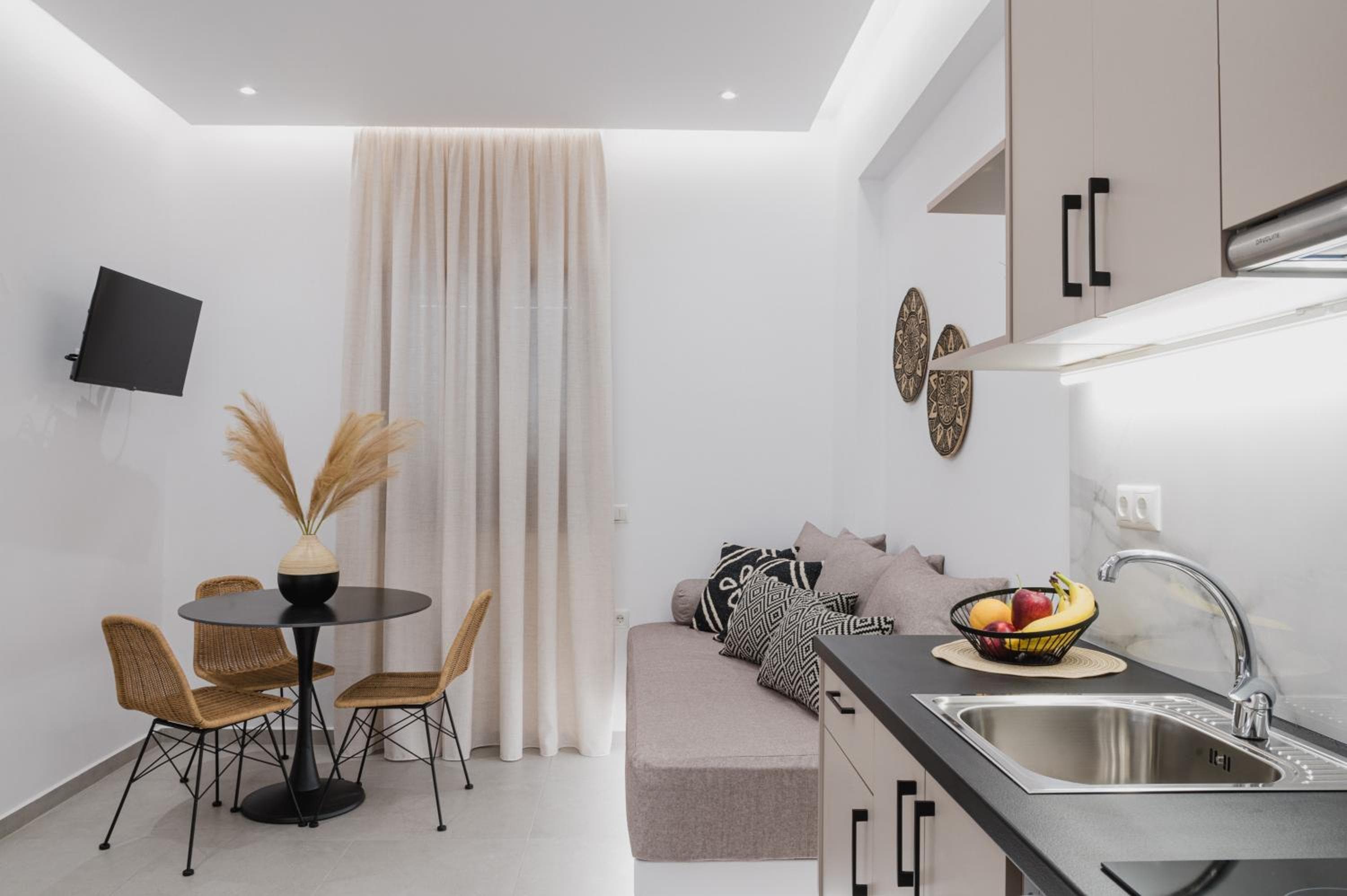 Petros Studios & Suites, Naxos Chora, photo 6